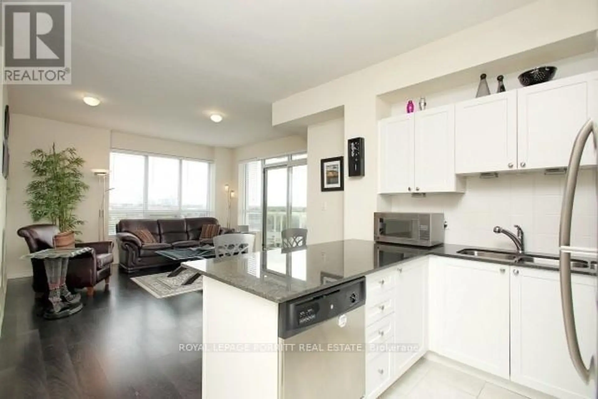 #1109 3865 LAKE SHORE BOULEVARD W - Image 5