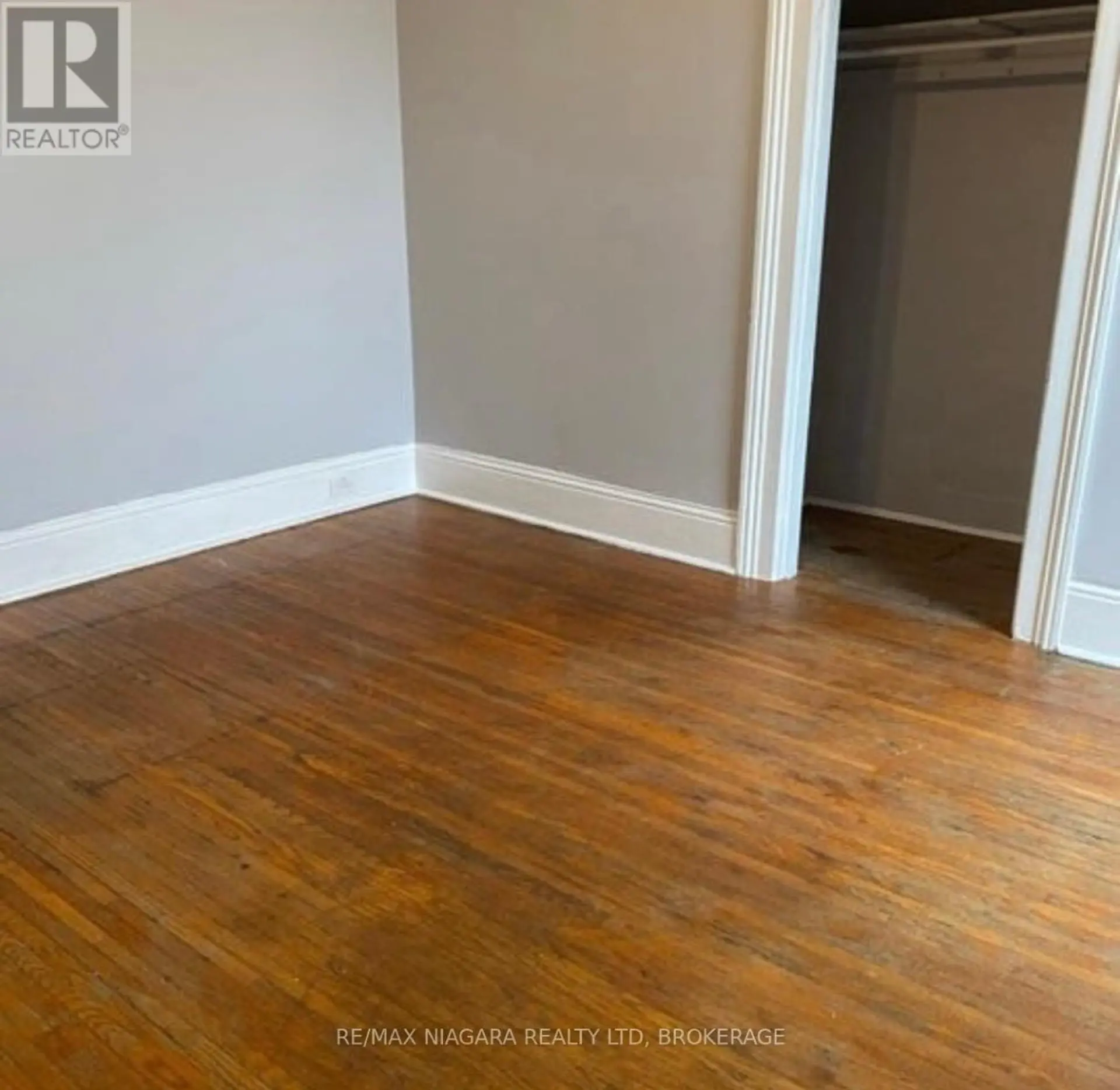42 NIAGARA STREET - Image 17