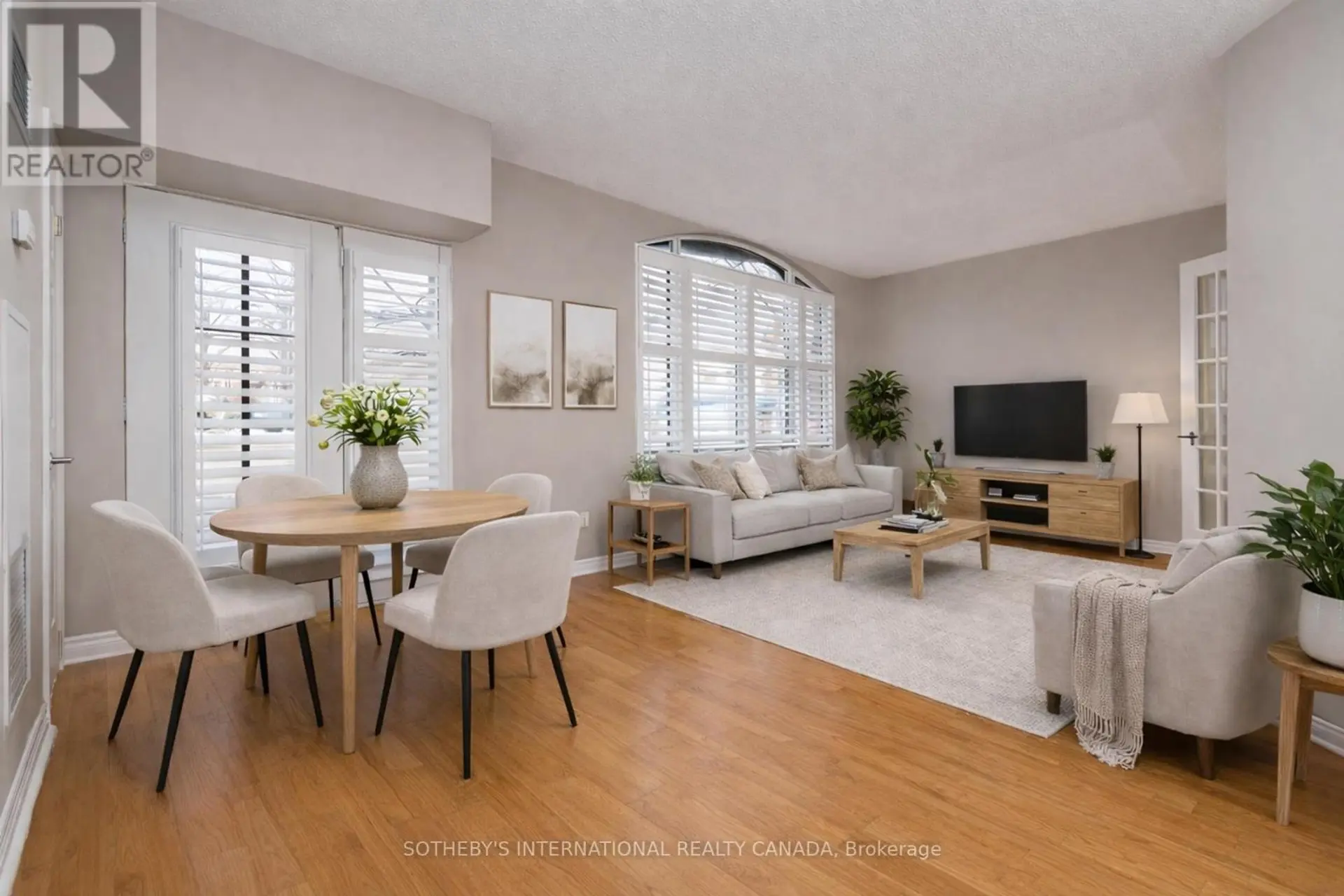 #108 3085 BLOOR STREET W - Image 1