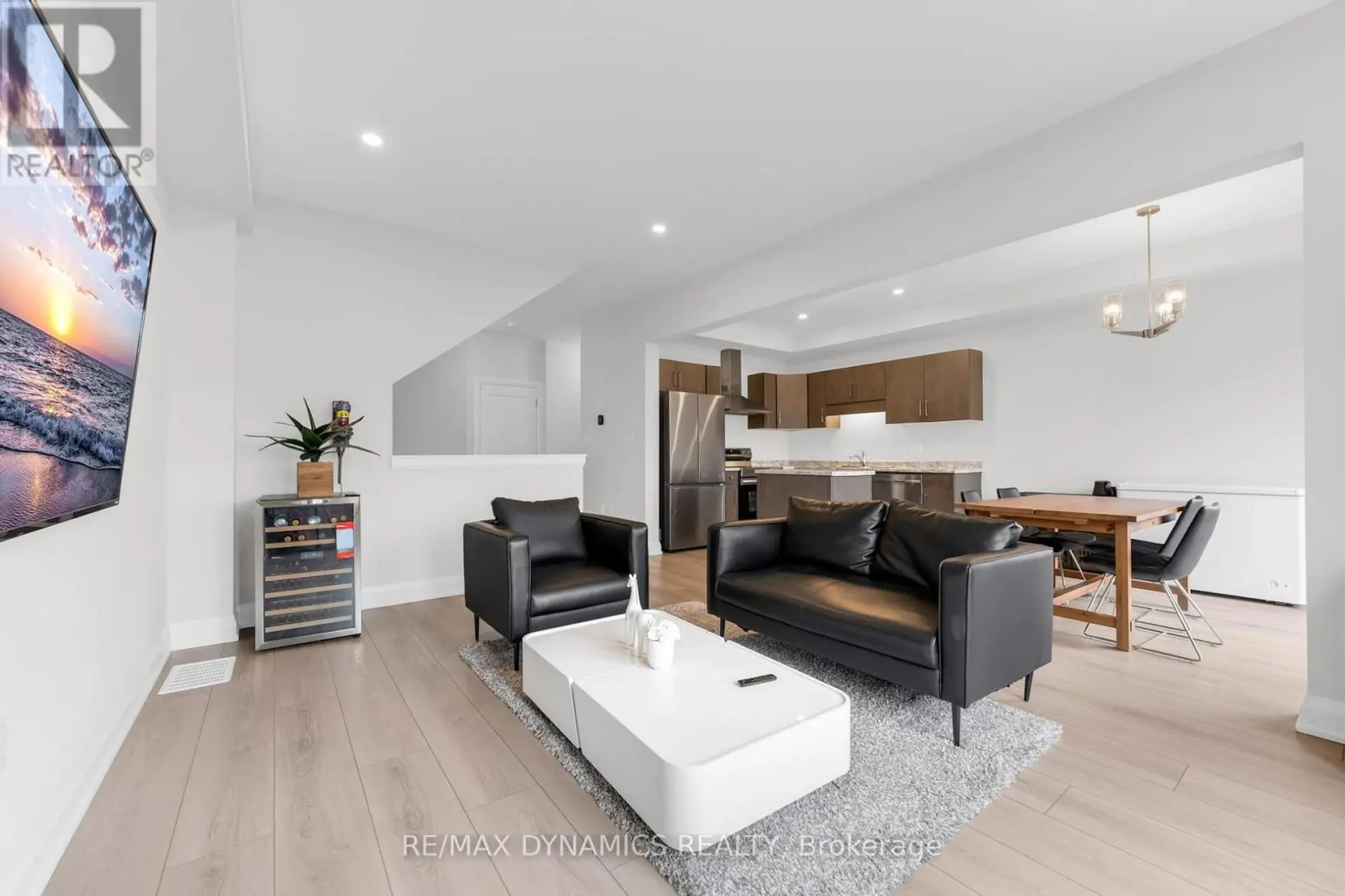 #110 4552 PORTAGE ROAD - Image 3
