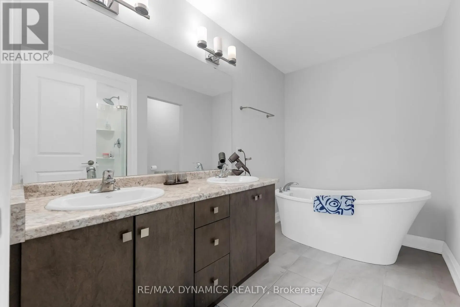 #110 4552 PORTAGE ROAD - Image 9