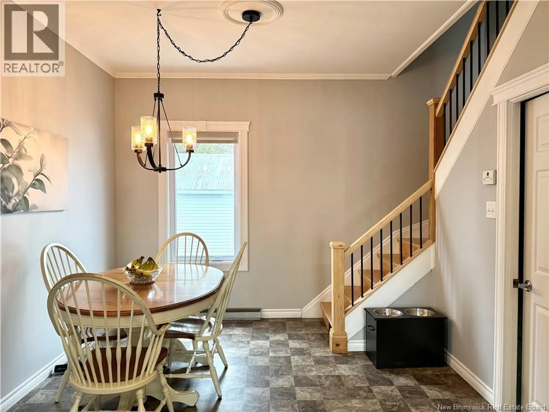 90 35E AVENUE - Image 11