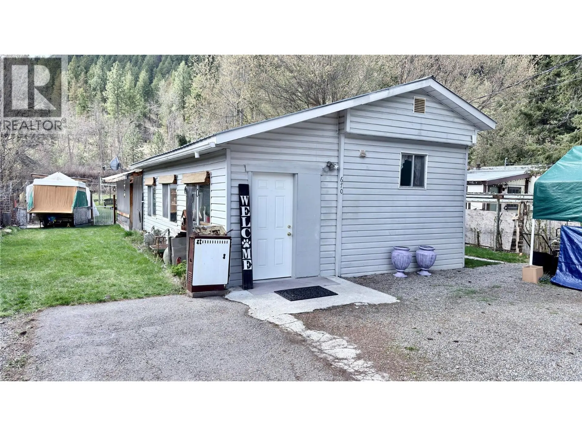 Property at 670 Central Avenue, Midway, BC
