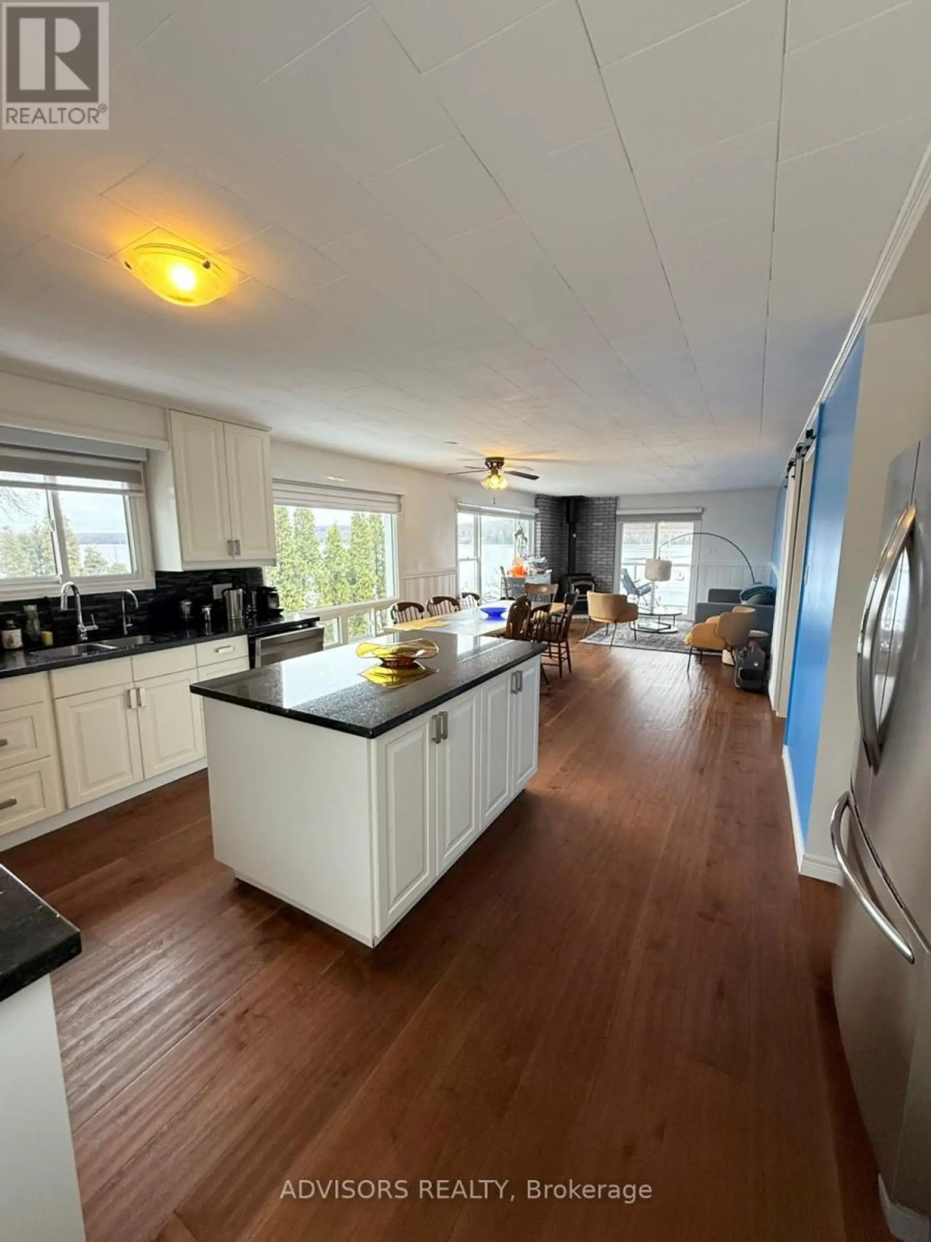 9 BOW ROAD - Image 8