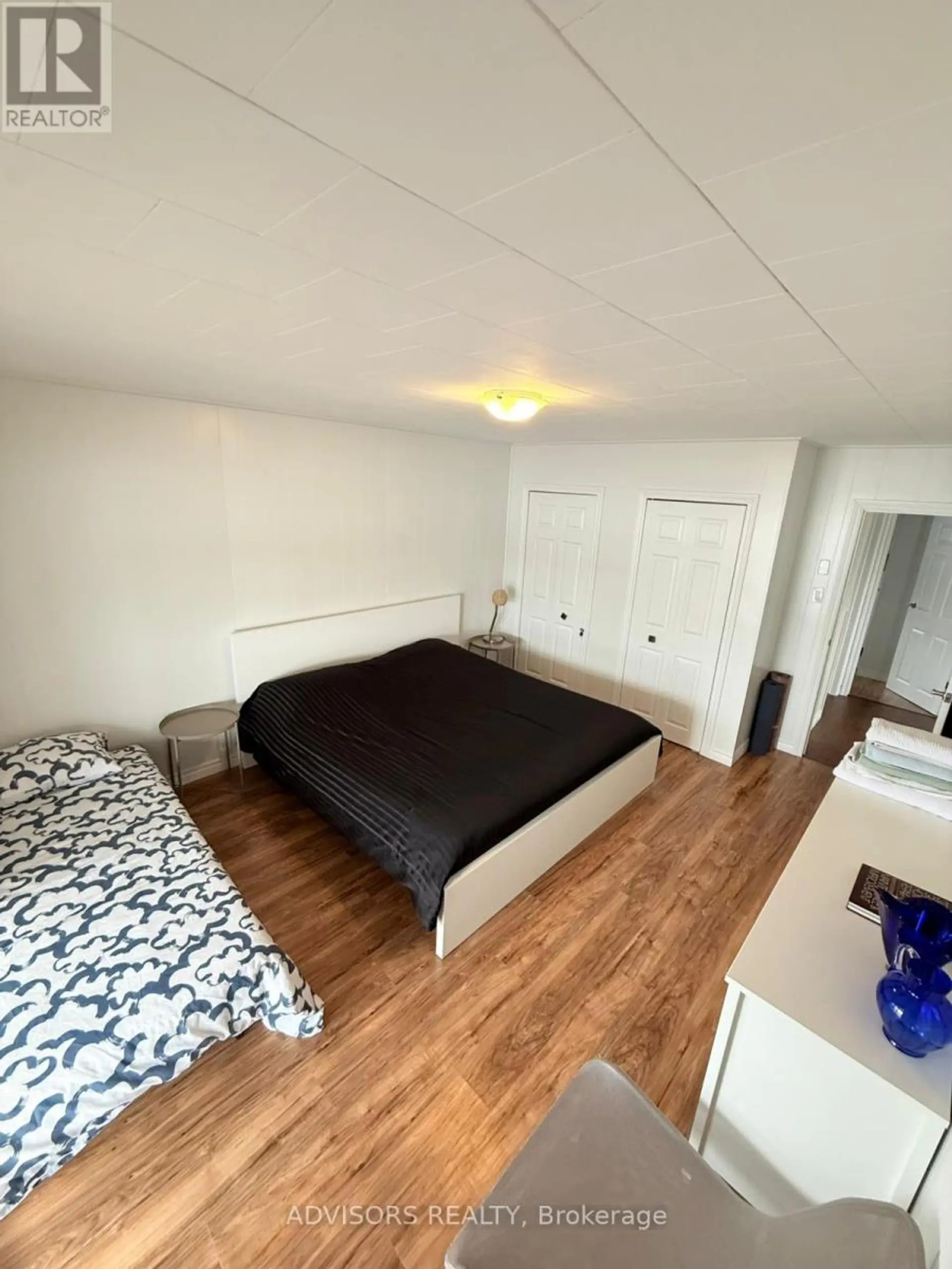 9 BOW ROAD - Image 12