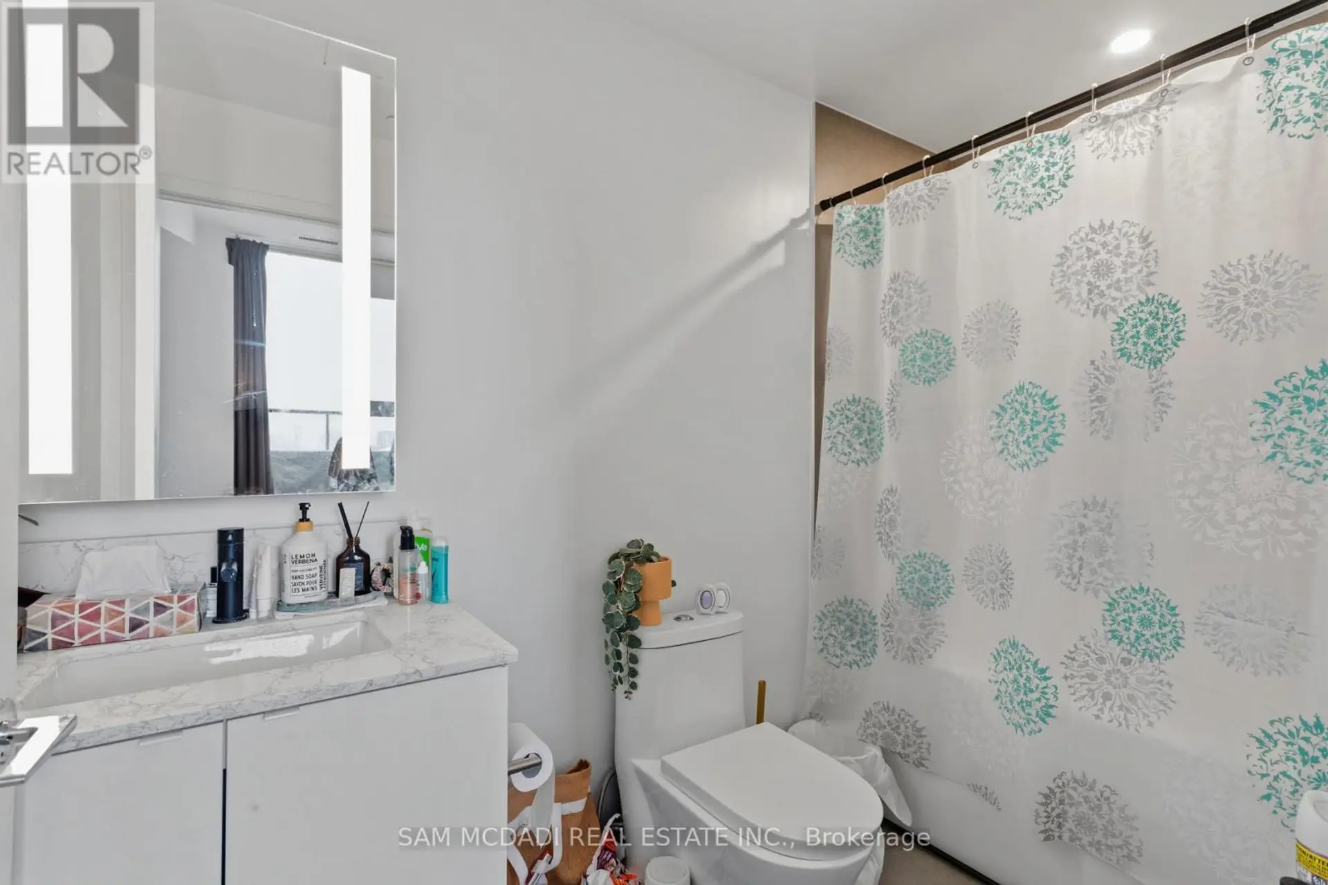#PH01 270 DUFFERIN STREET - Image 11