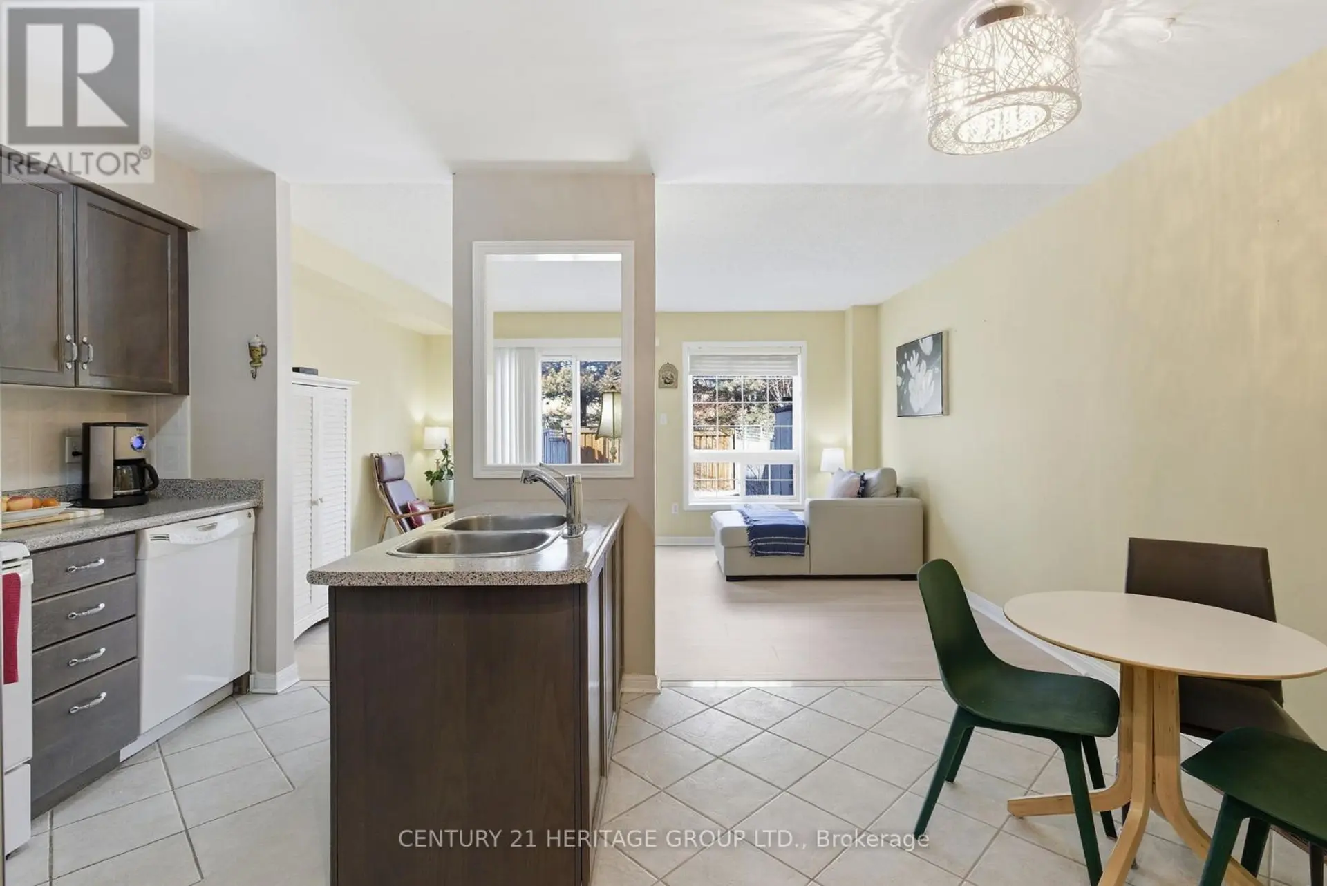 #24 551 TUGWELL PLACE - Image 3