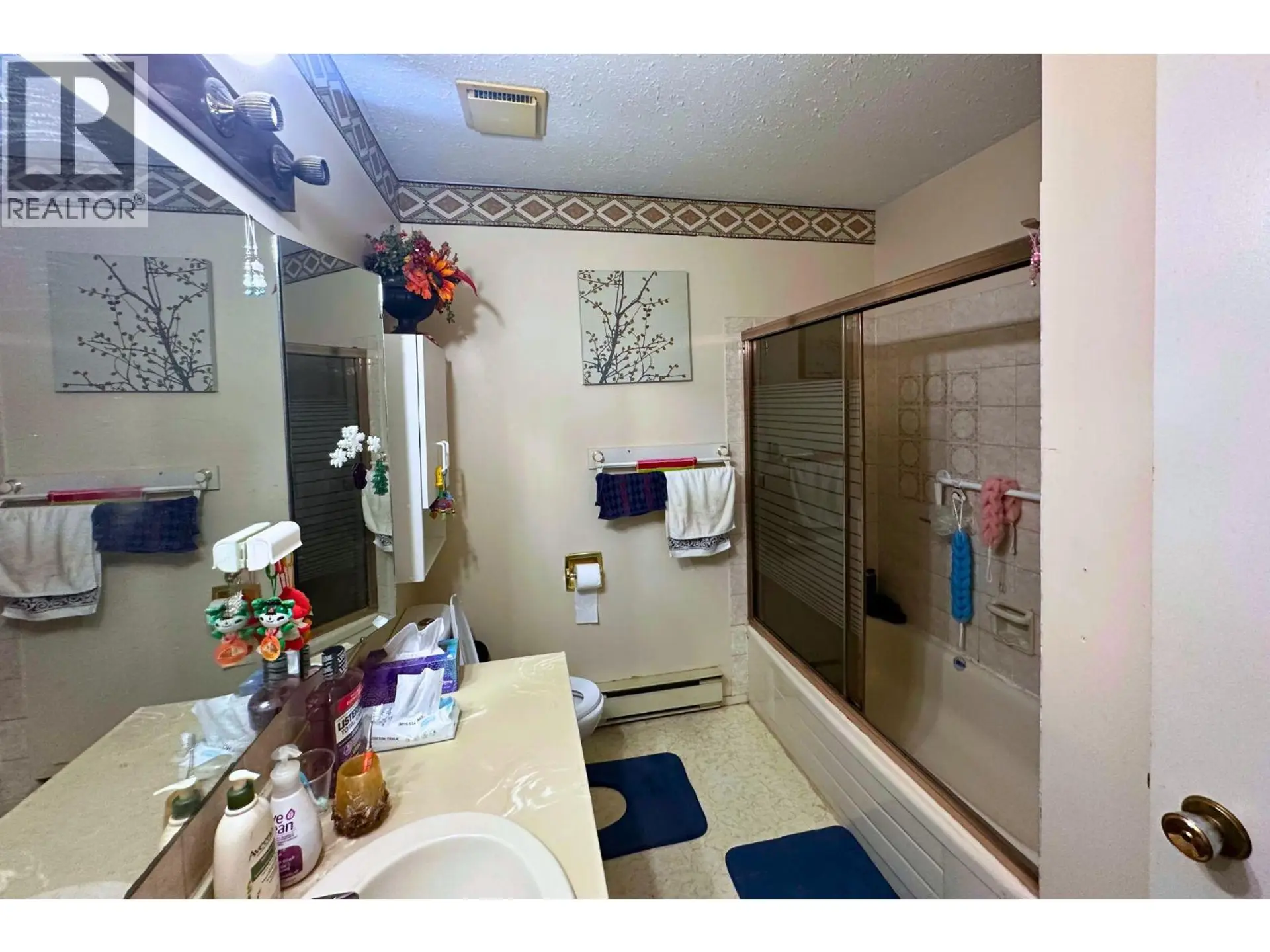 Property at 1456 Springfield Road, Kelowna, BC