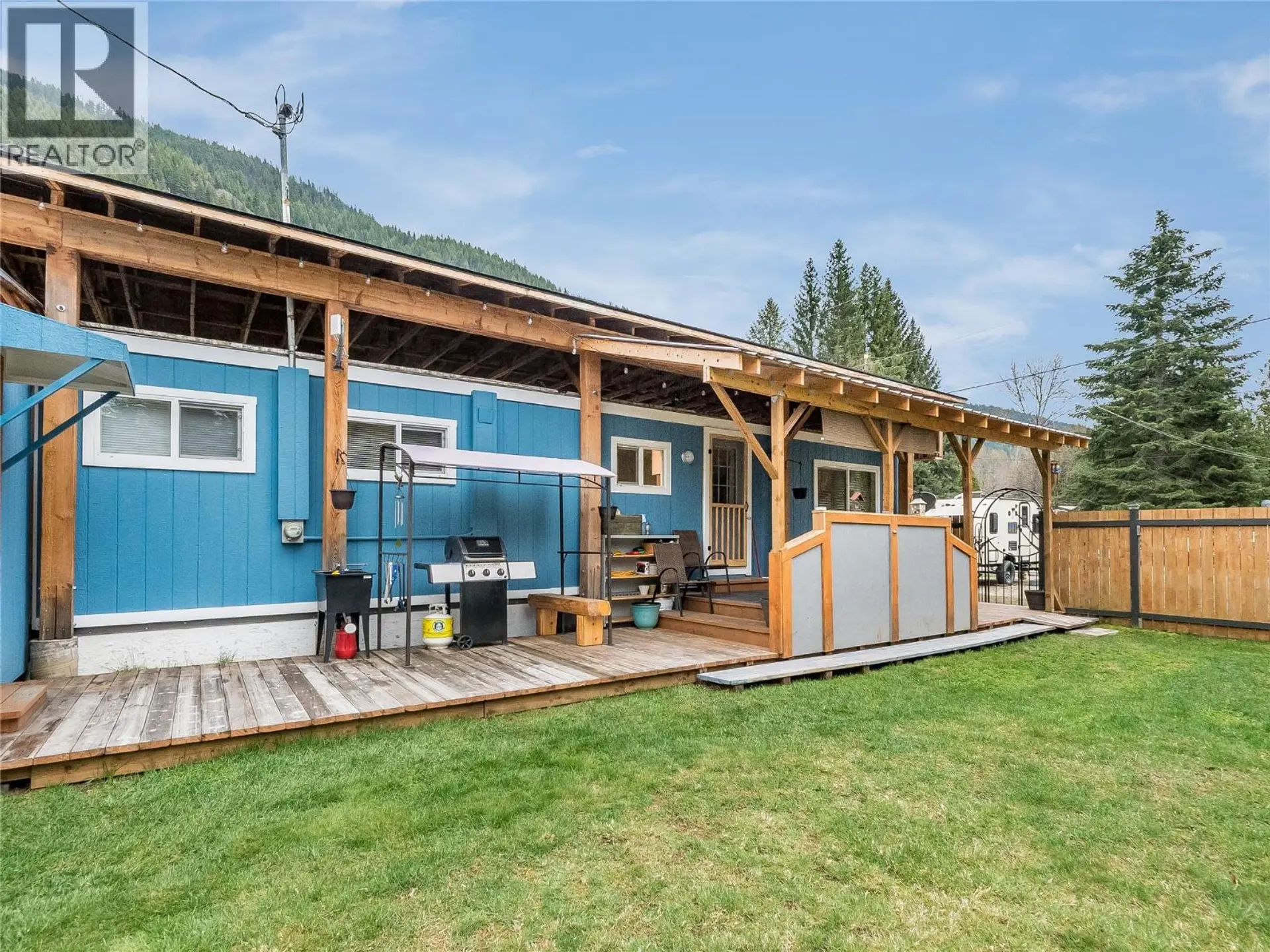 Property at #8 916 AIRPORT Road, Salmo, BC