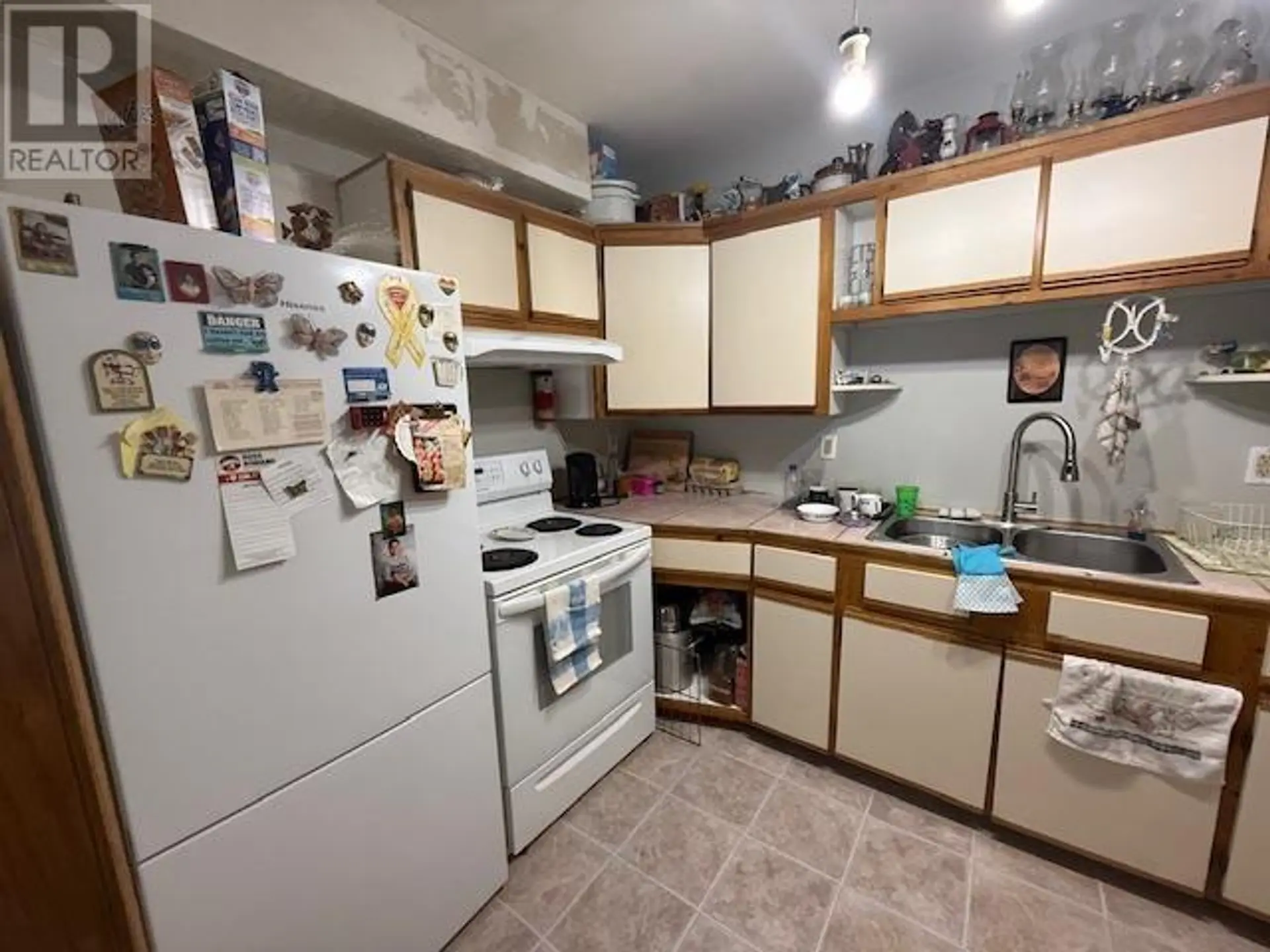 257 JOHN ST - Image 4