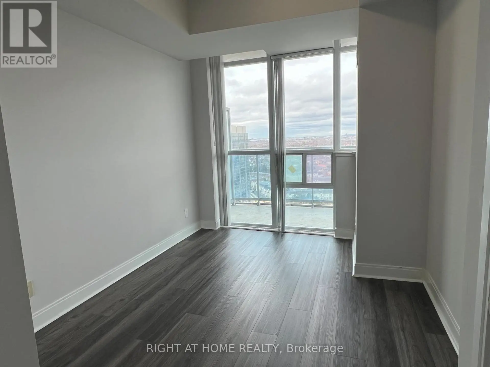 #2101 80 ABSOLUTE AVENUE - Image 9