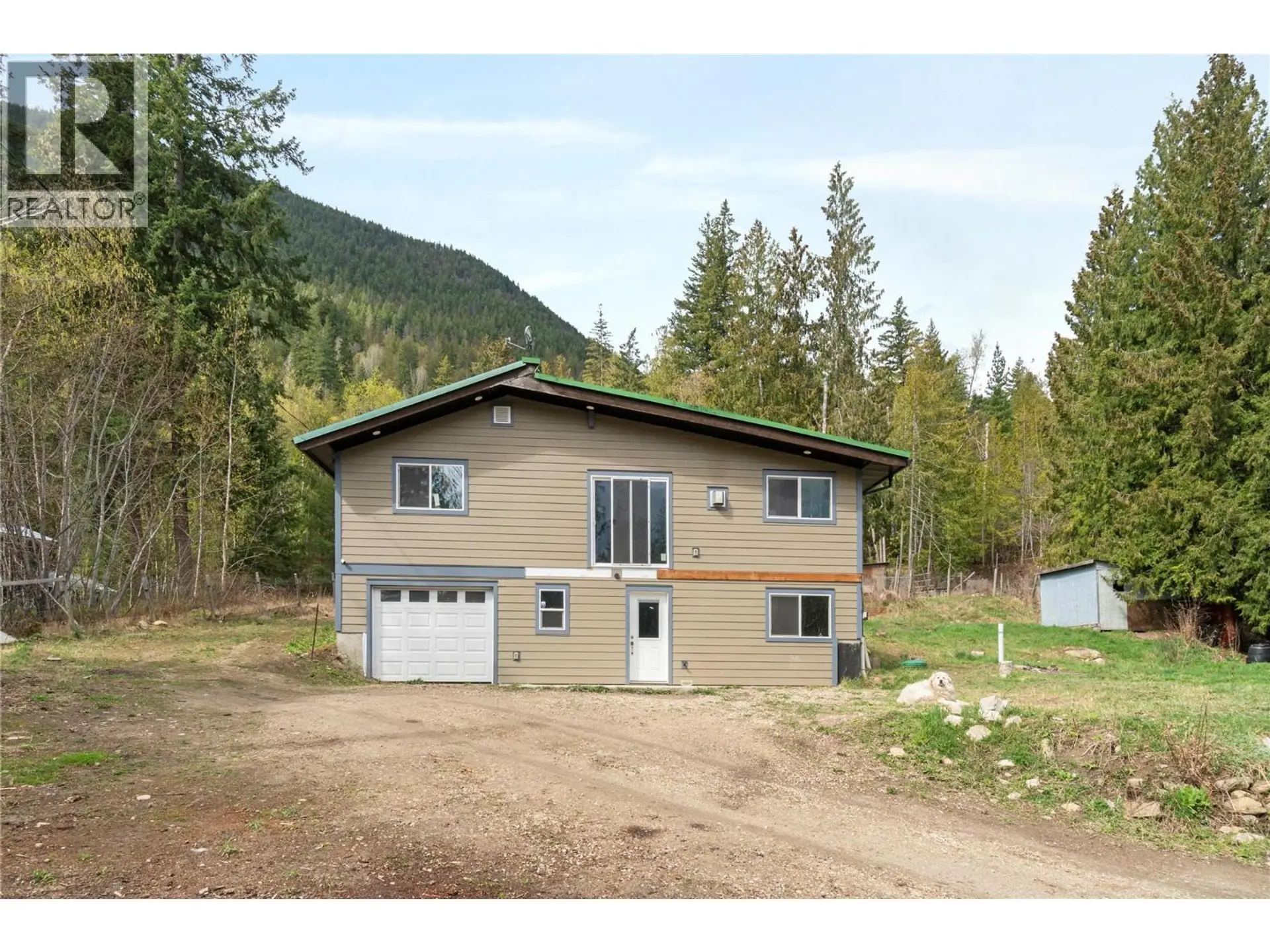 Property at 719 Abbington Lane, Tappen, BC