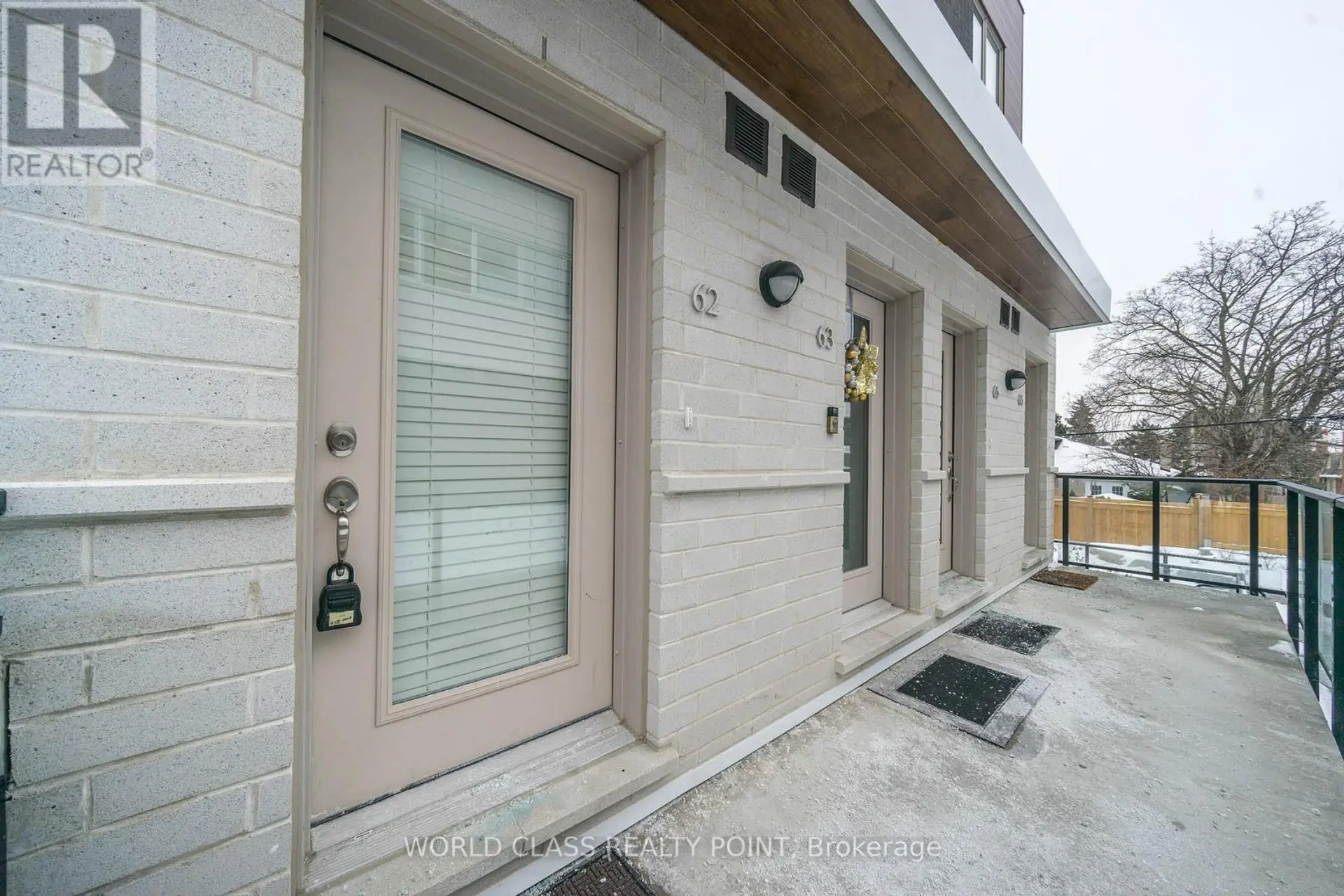 #TH62 780 SHEPPARD AVENUE E - Image 3