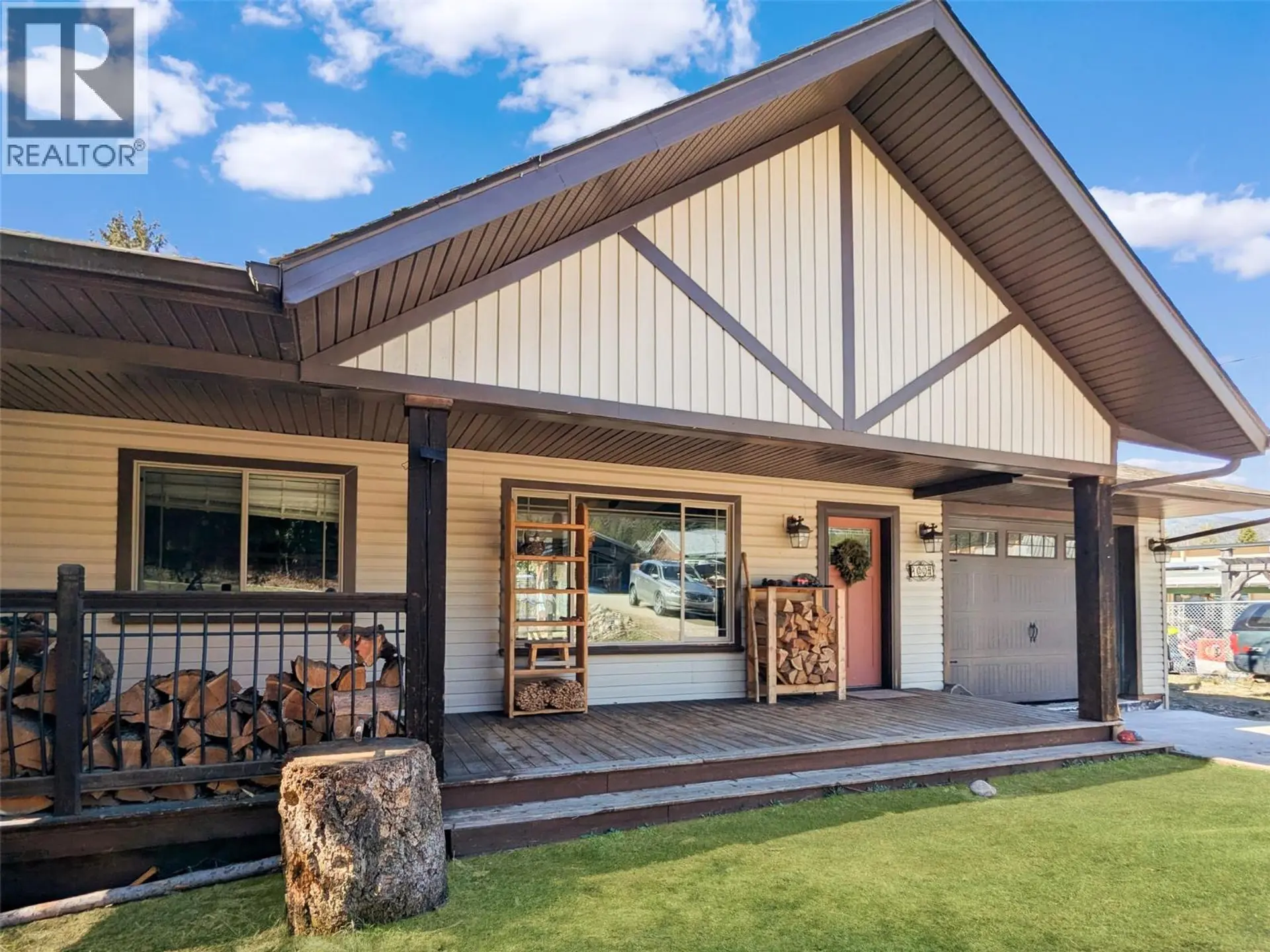 Property at 1007 HAROLD Street, Slocan, BC