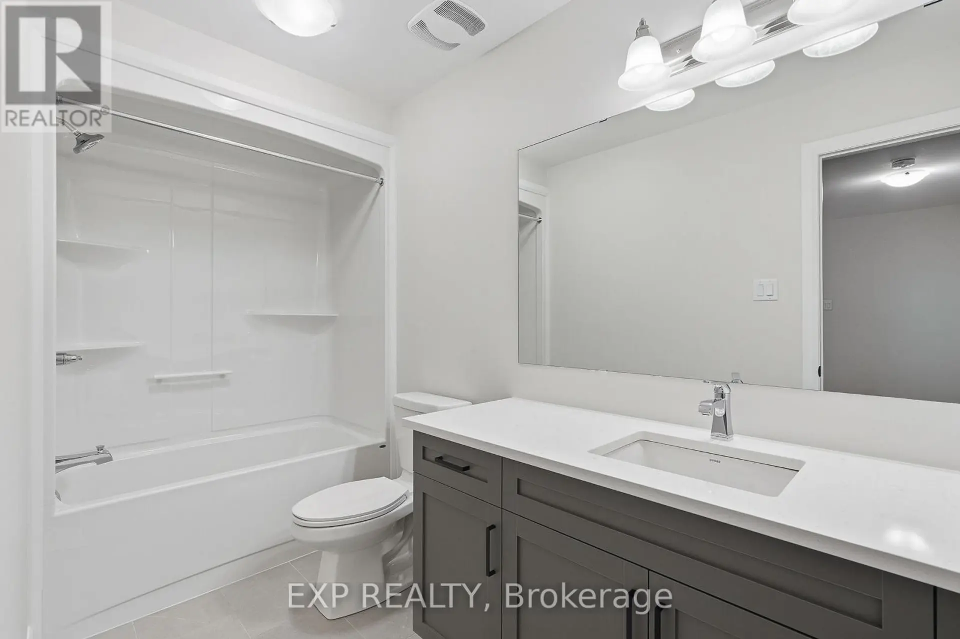 247 SUMAC CRESCENT STREET - Image 11