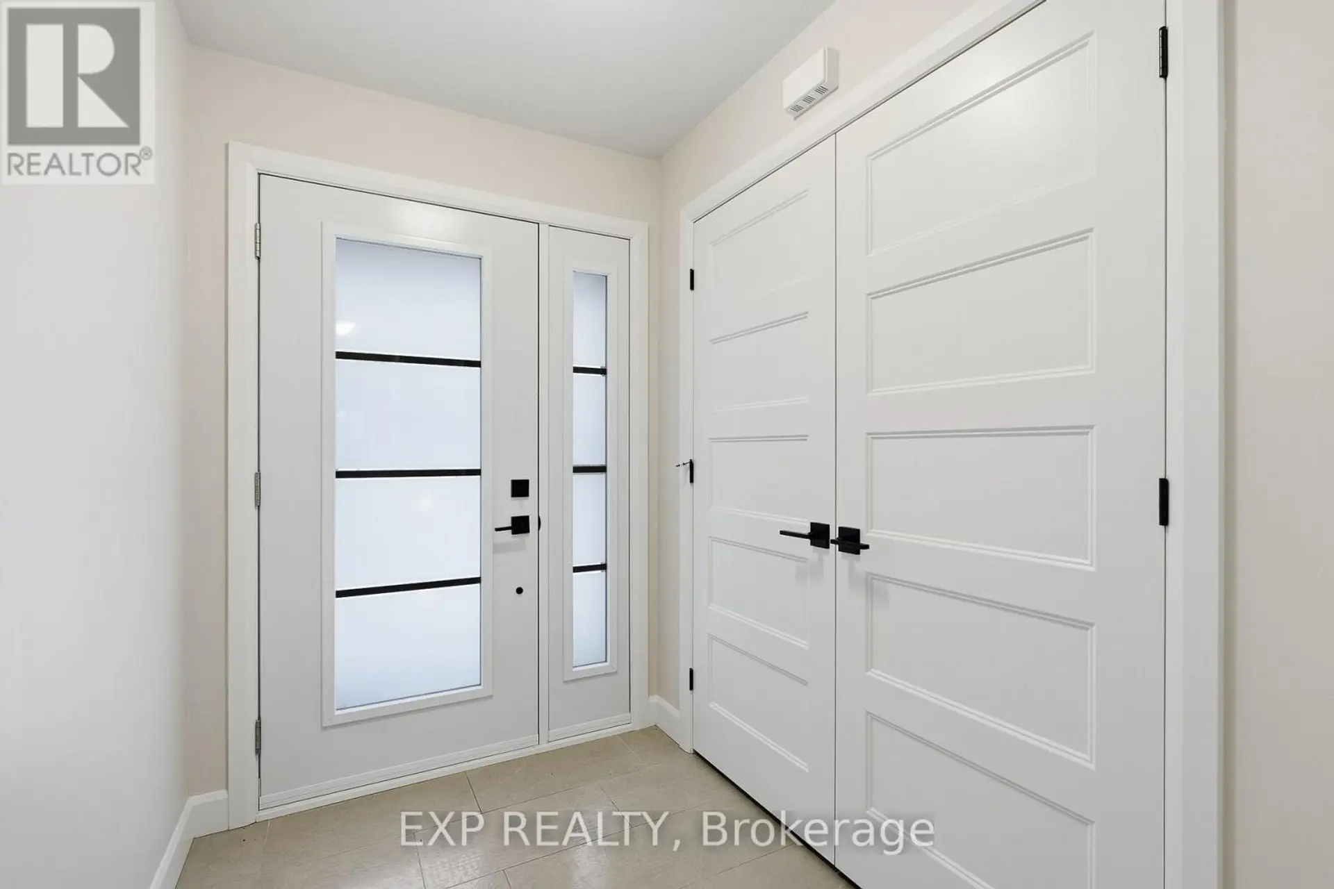 247 SUMAC CRESCENT STREET - Image 2