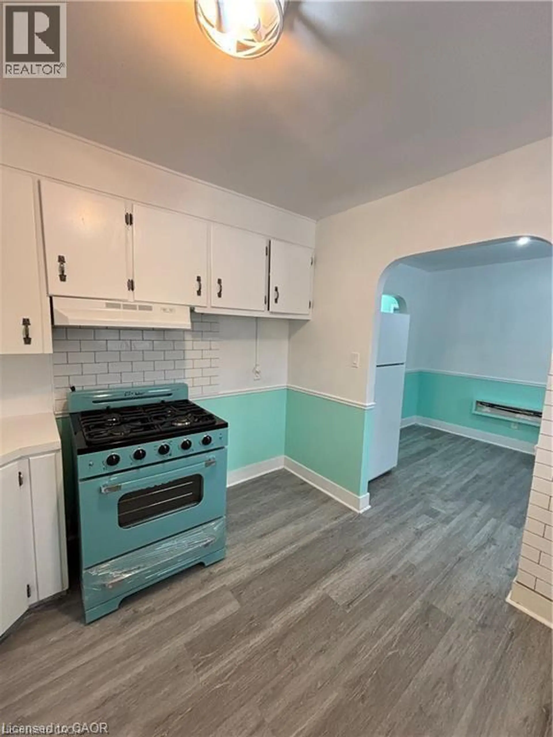118 JACOBSON AVENUE - Image 5