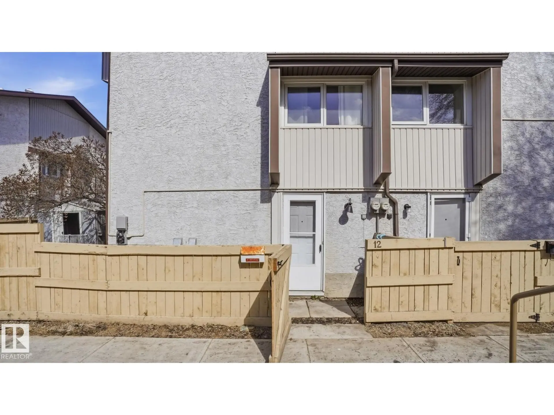 #12 14120 80 ST NW - Image 1