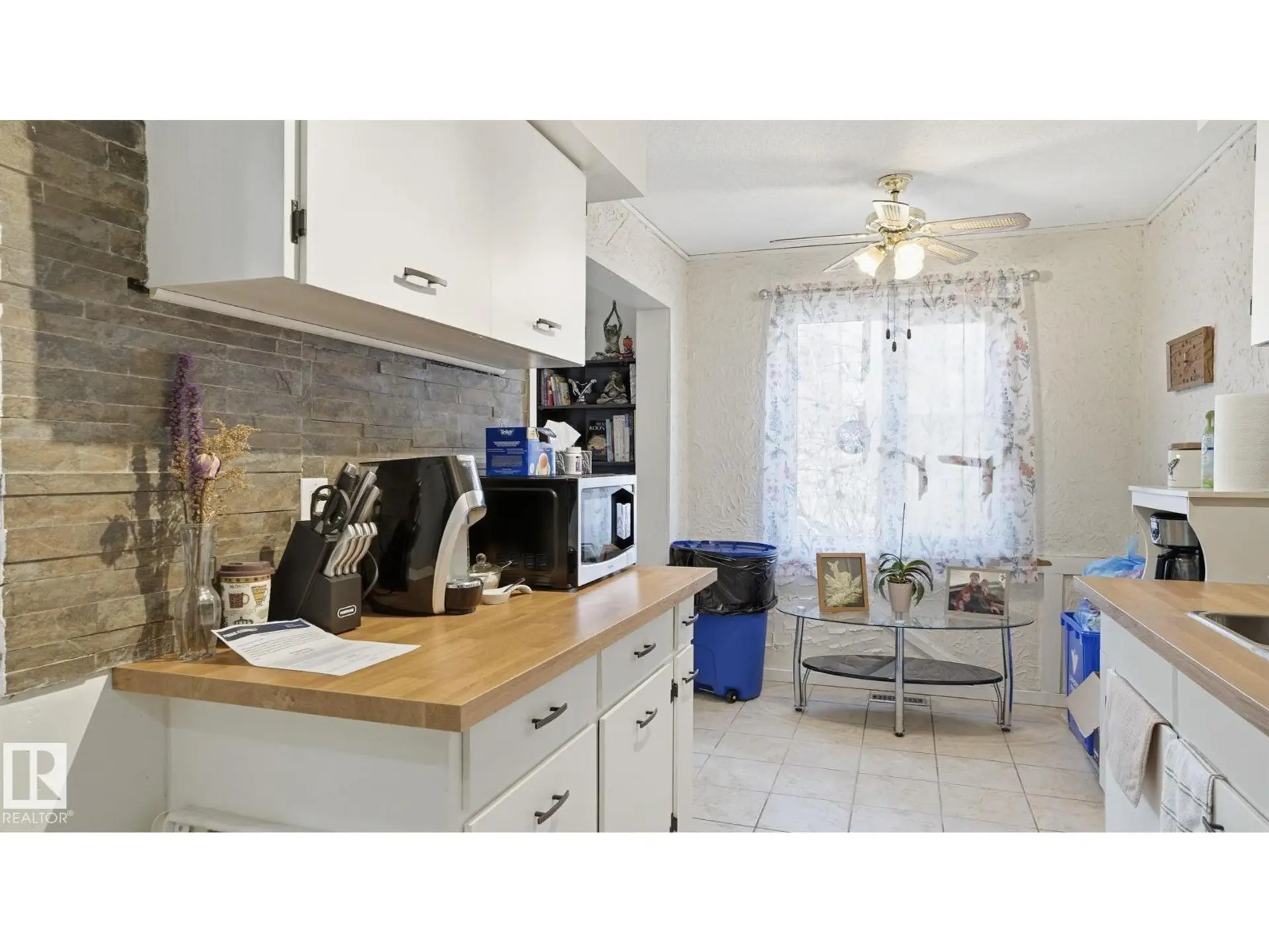 #12 14120 80 ST NW - Image 11