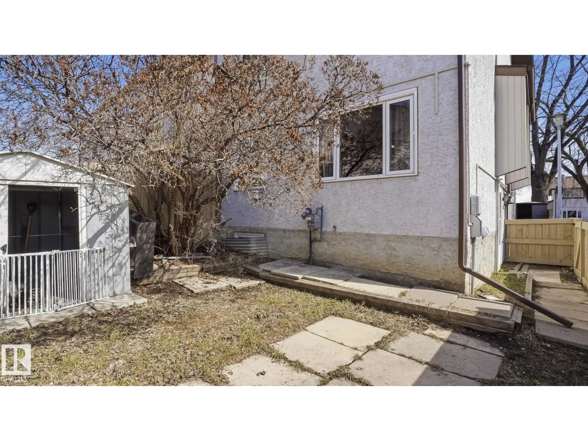 #12 14120 80 ST NW - Image 19
