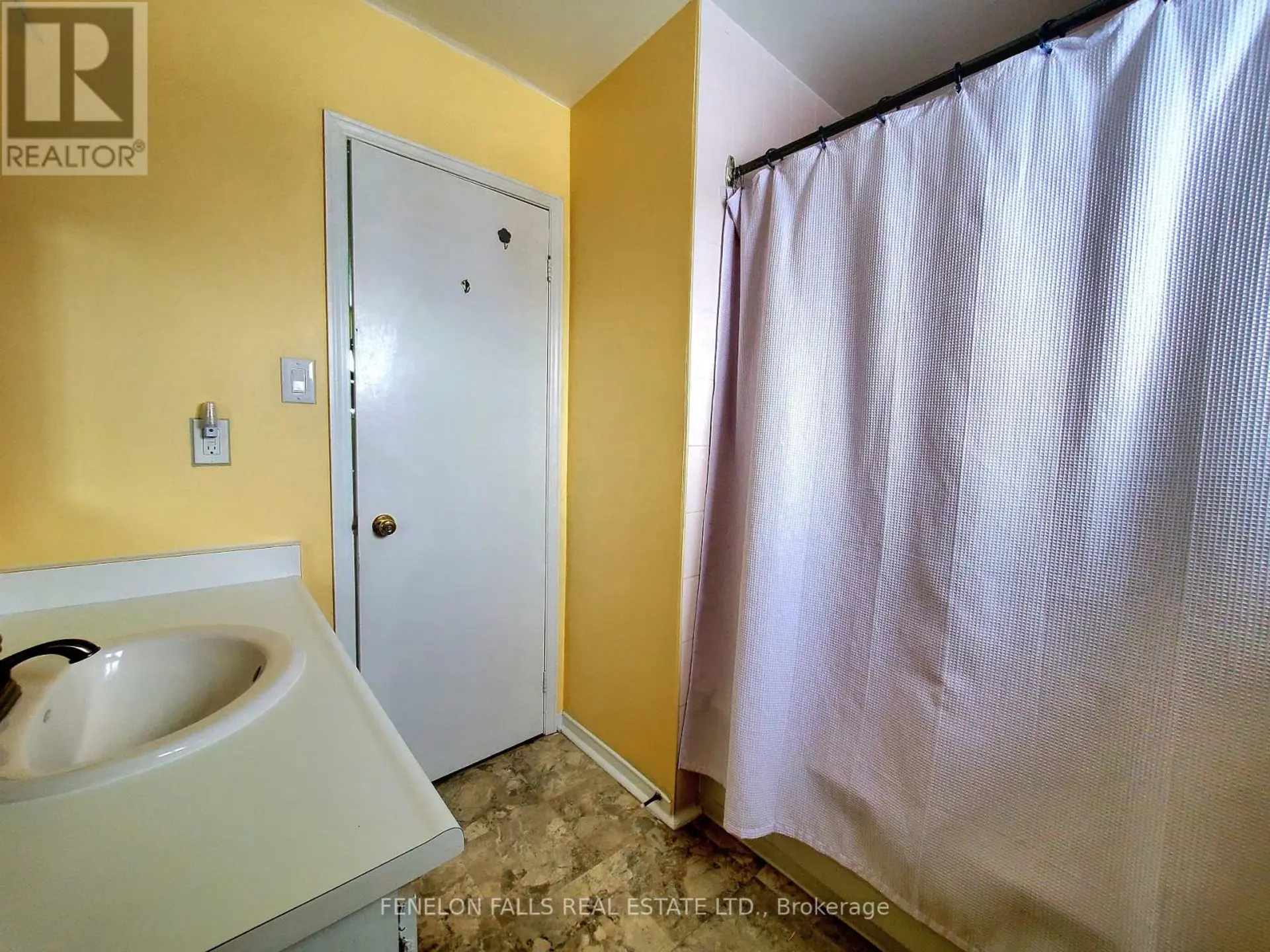 180 ORCHARD PARK ROAD - Image 13