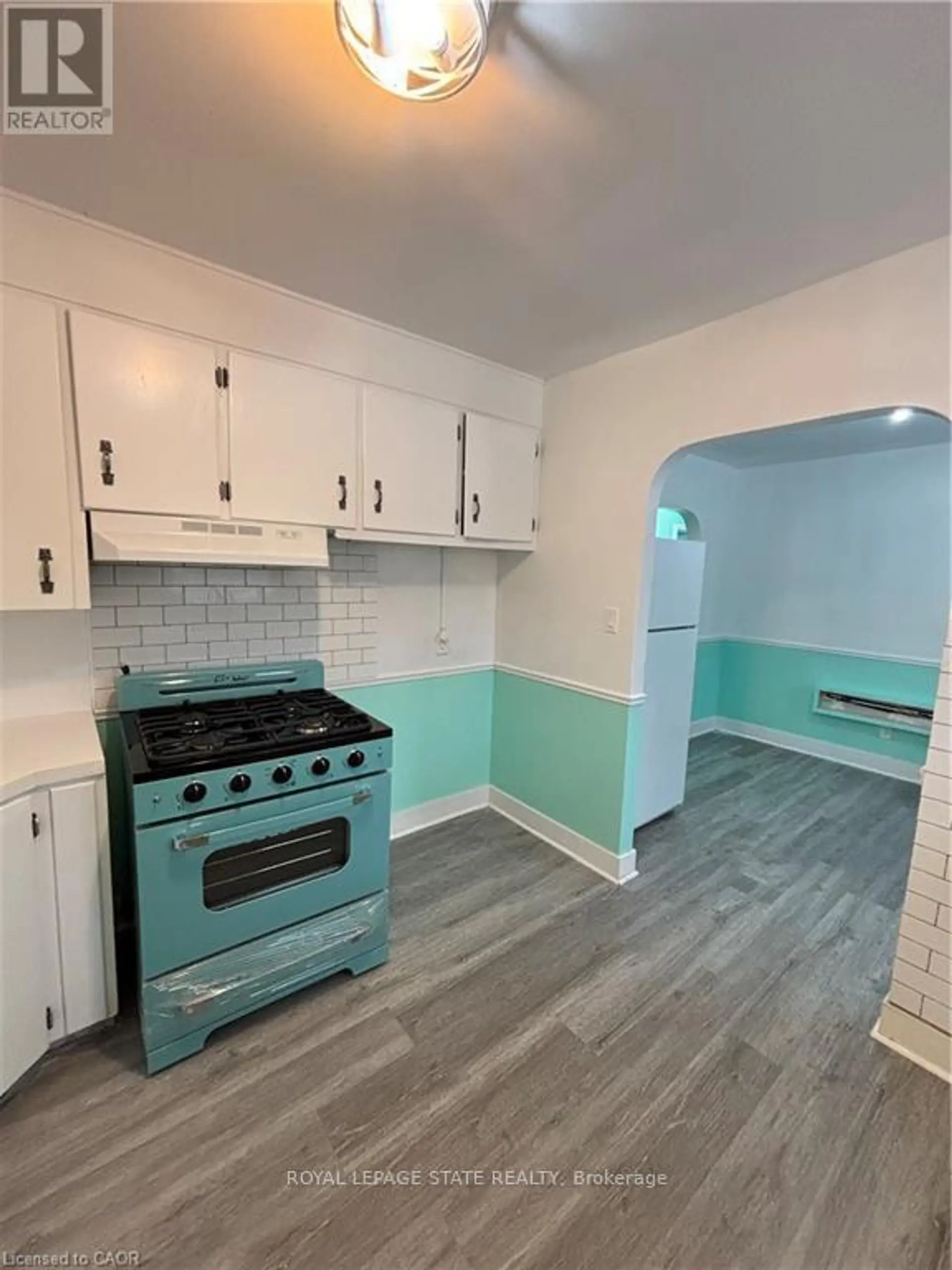 118 JACOBSON AVENUE - Image 5