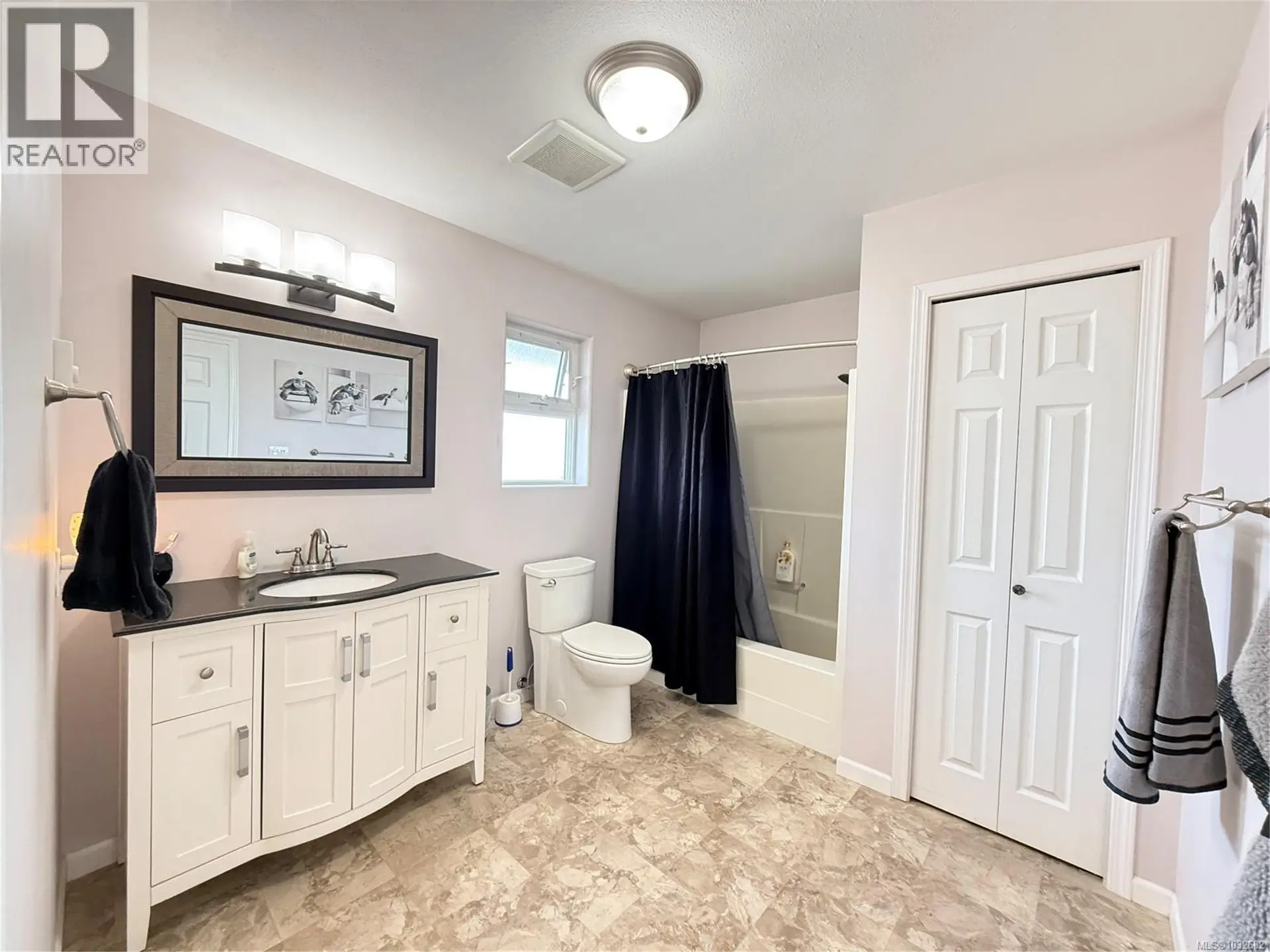 Property at 2553 Kingcome Pl, Port McNeill, BC