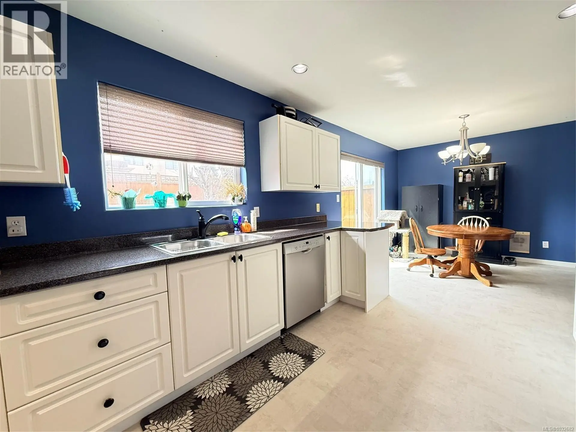 Property at 2553 Kingcome Pl, Port McNeill, BC