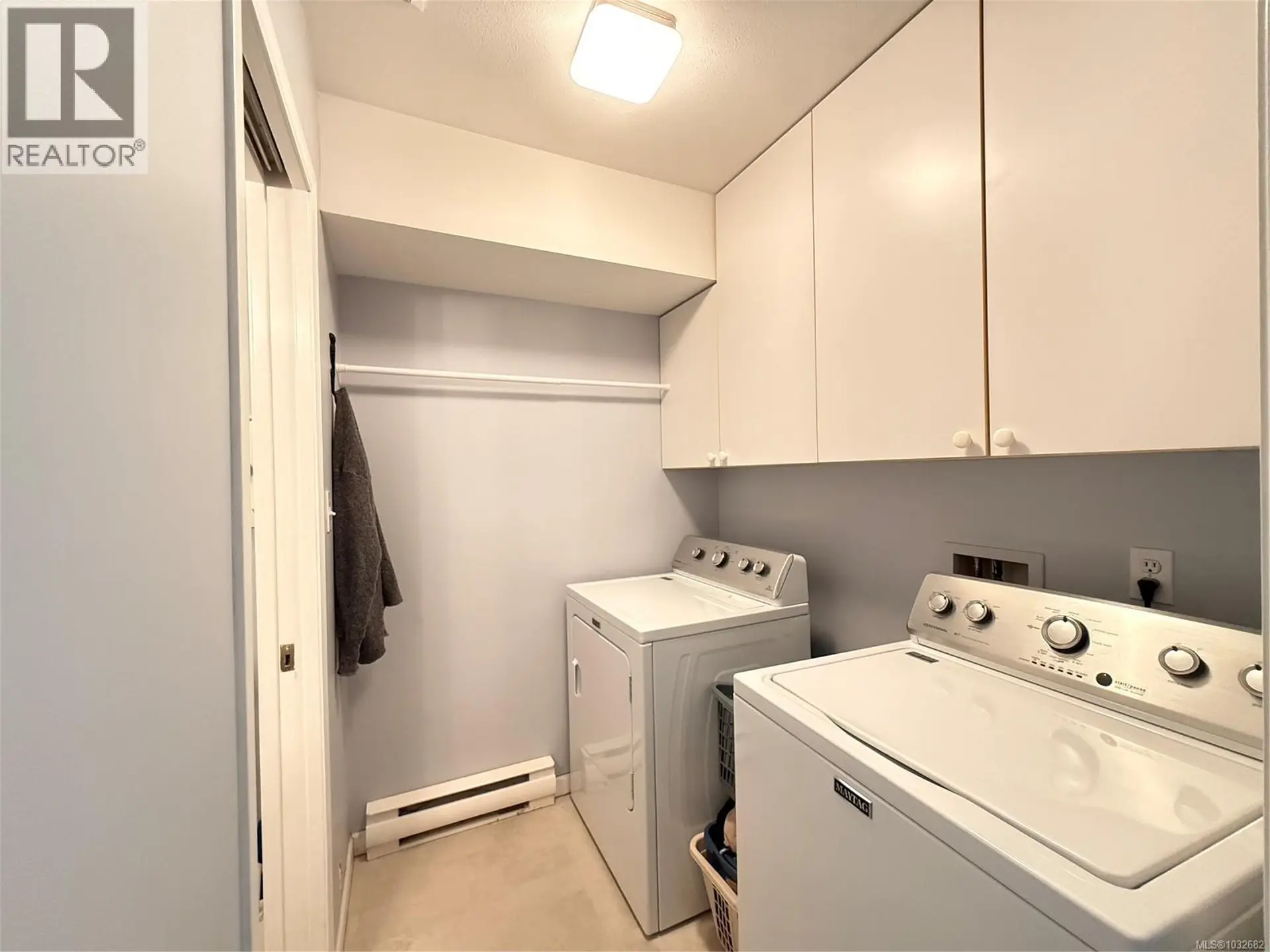 Property at 2553 Kingcome Pl, Port McNeill, BC