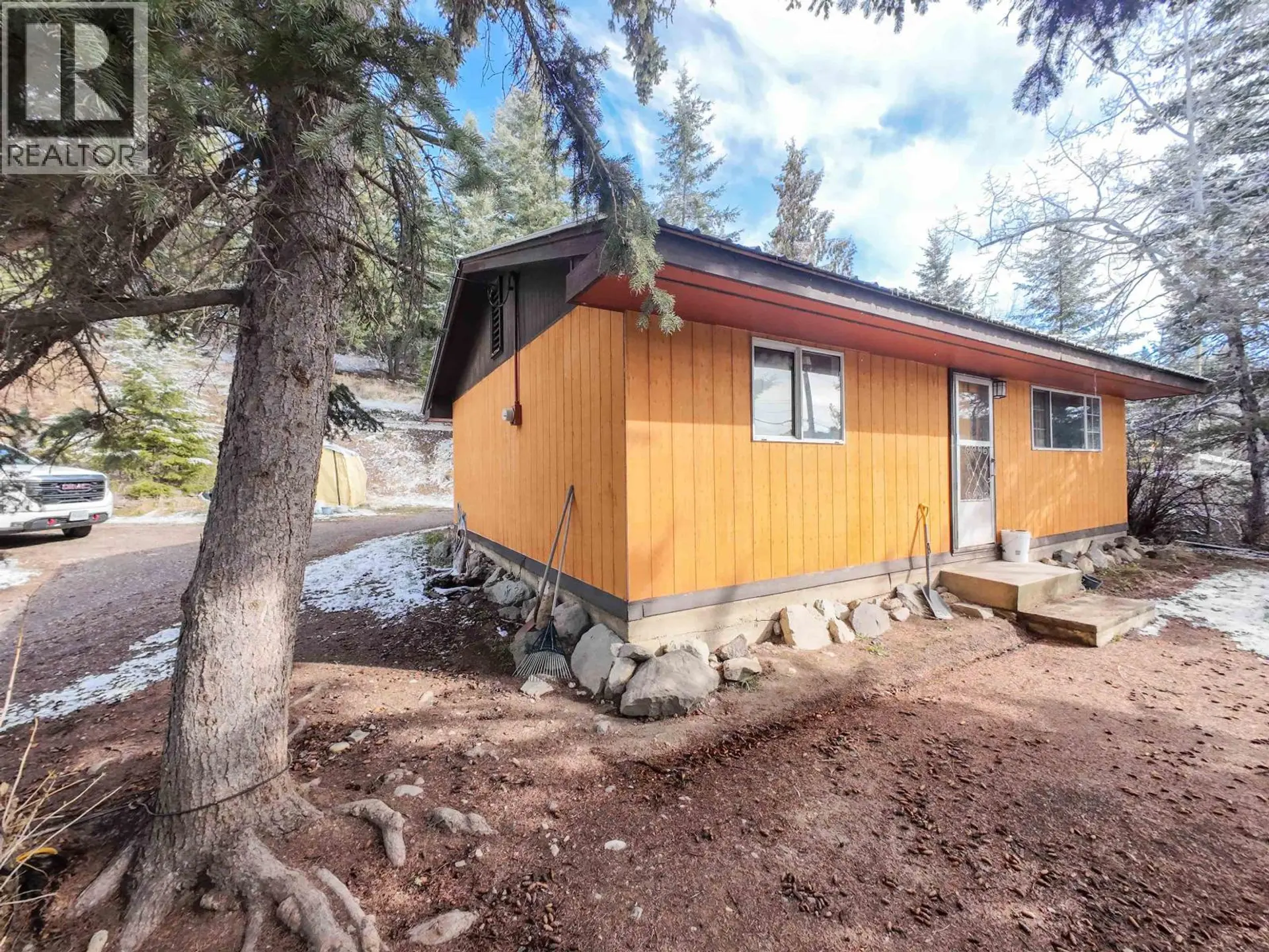Property at 6732 LAGERQUIST ROAD, McLeese Lake, BC