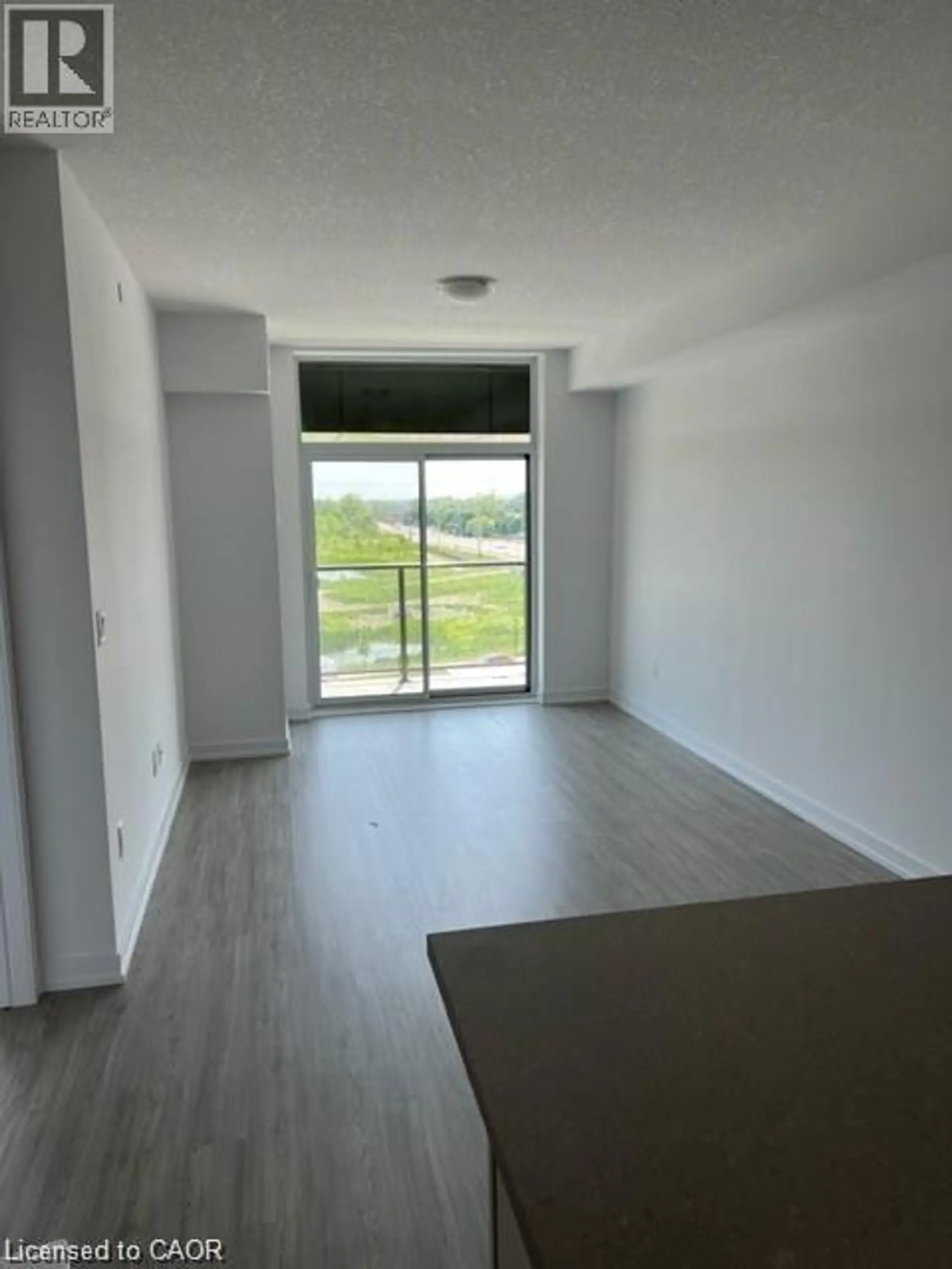 #433 450 DUNDAS Street - Image 10