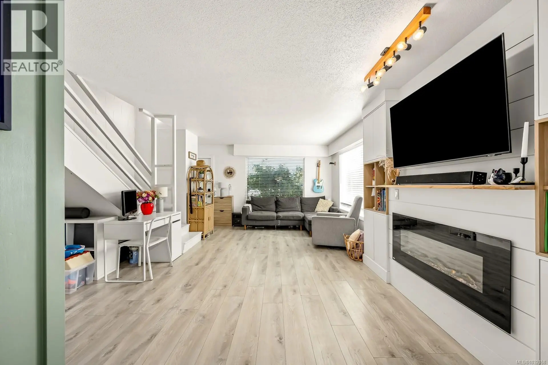 Property at 1883 & 1885 England Ave, Courtenay, BC