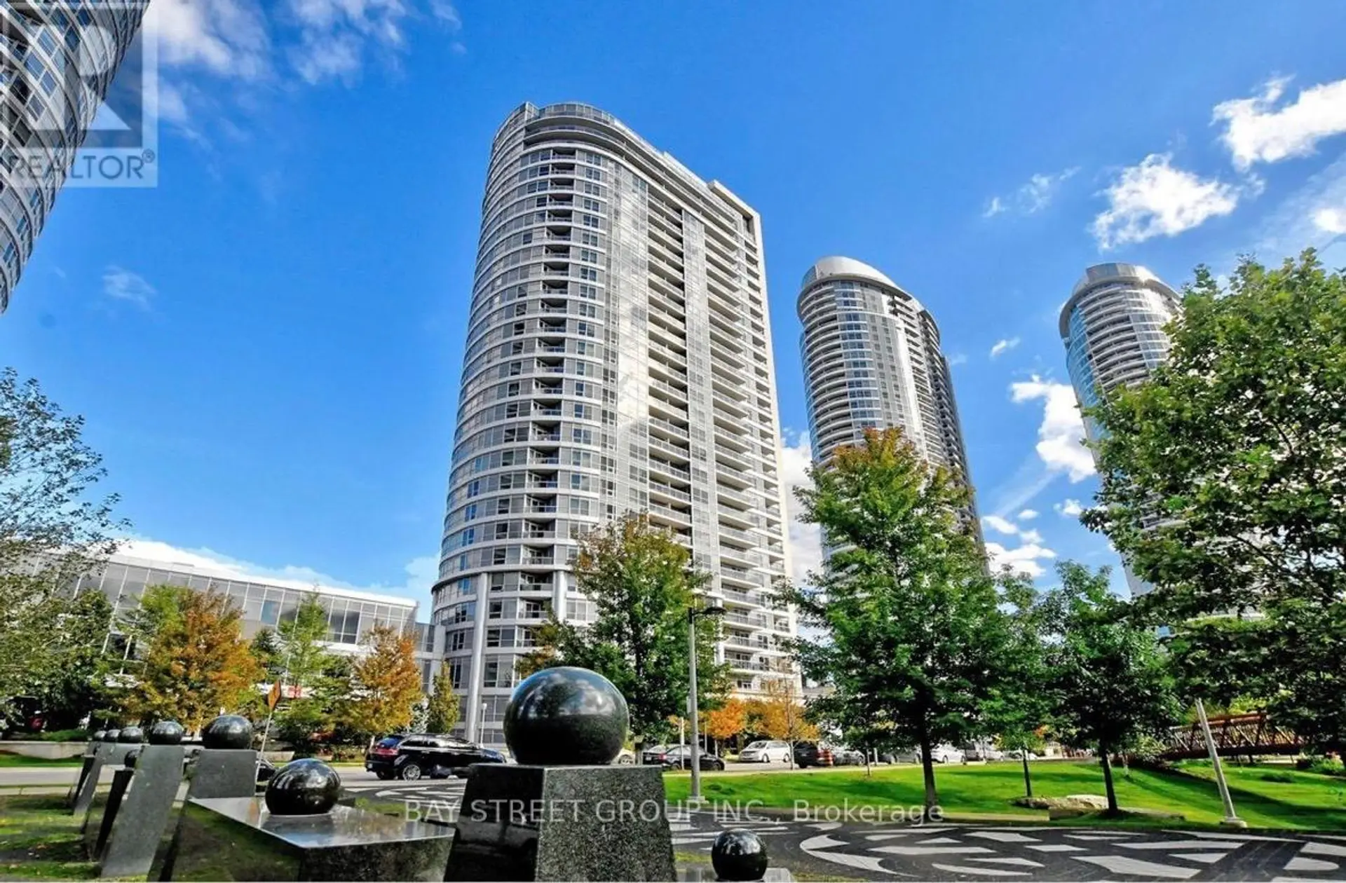 #1908 151 VILLAGE GREEN SQUARE - Image 9