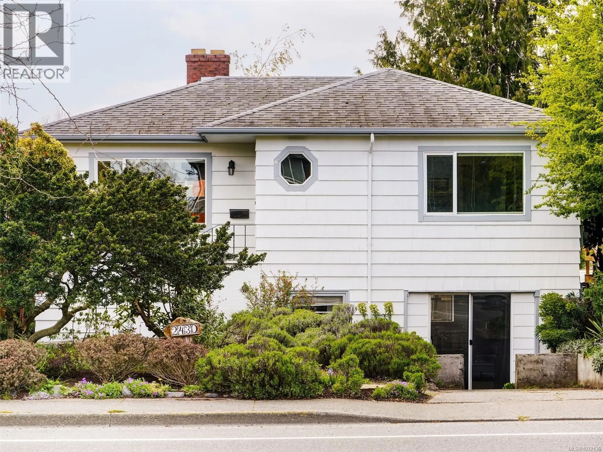 Property at 2430 Foul Bay Rd, Saanich, BC
