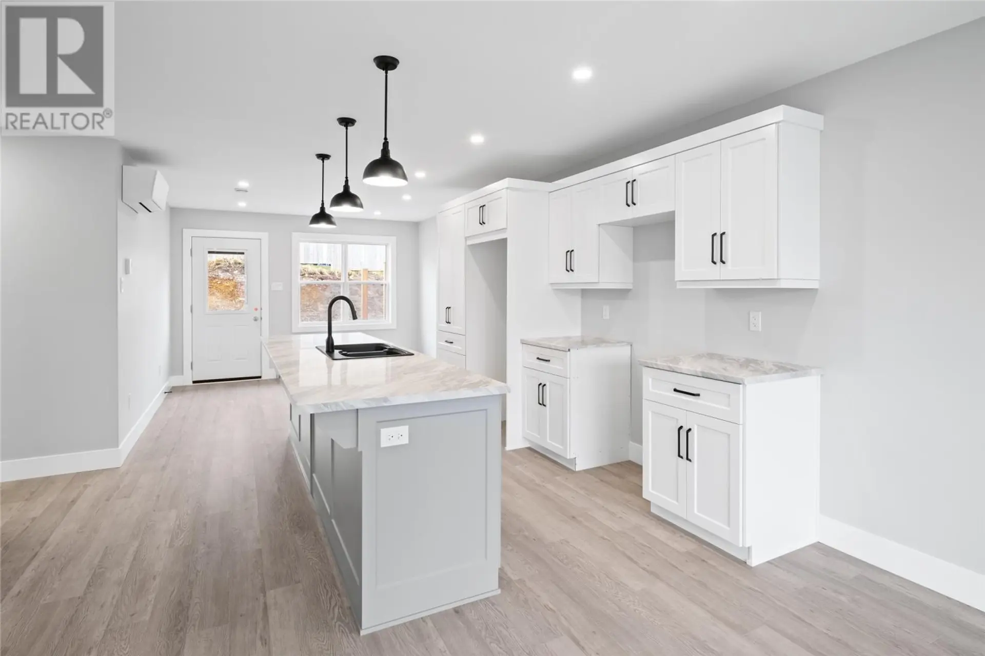 15 NEXTOR PLACE - Image 10