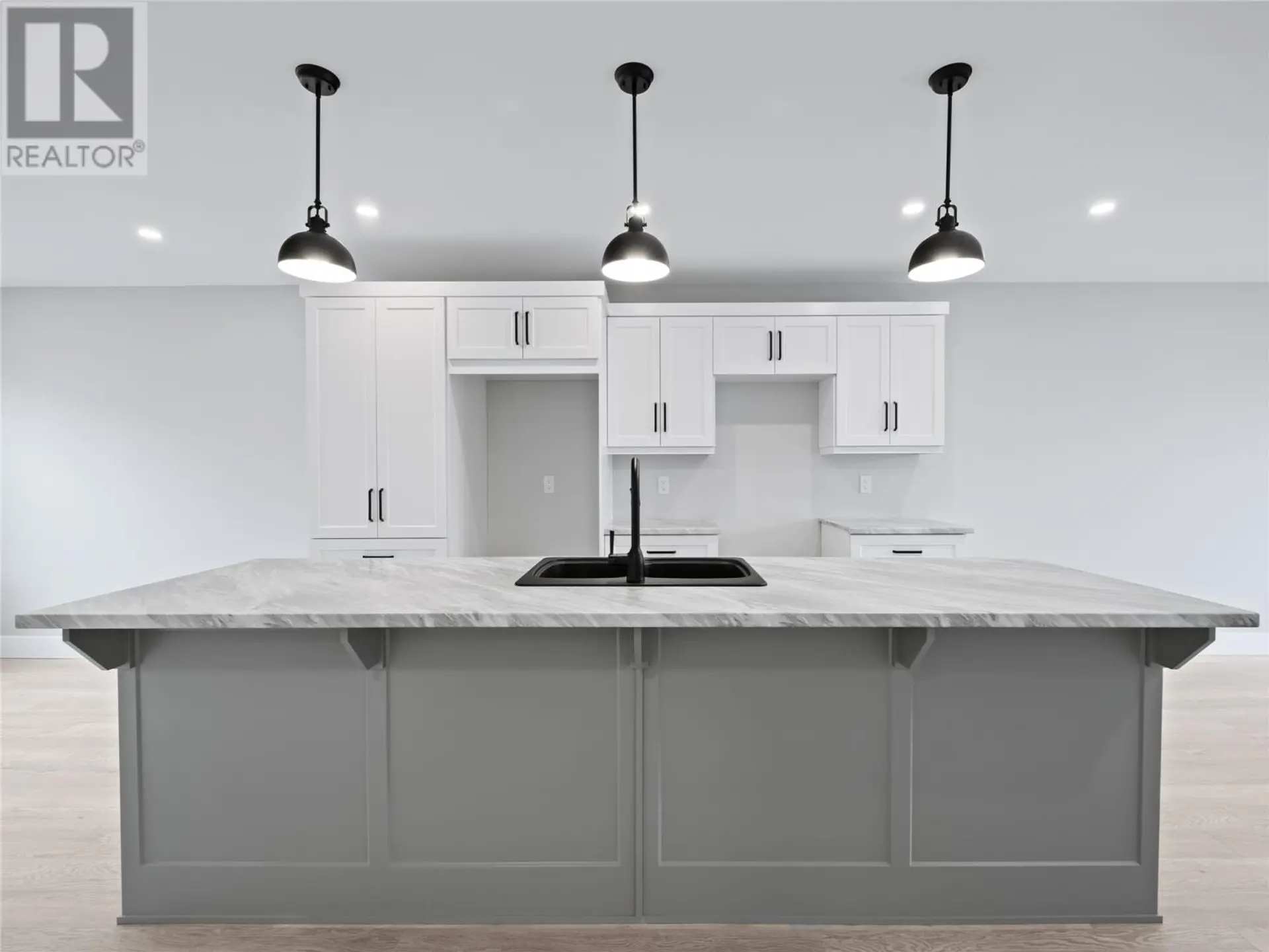 15 NEXTOR PLACE - Image 11