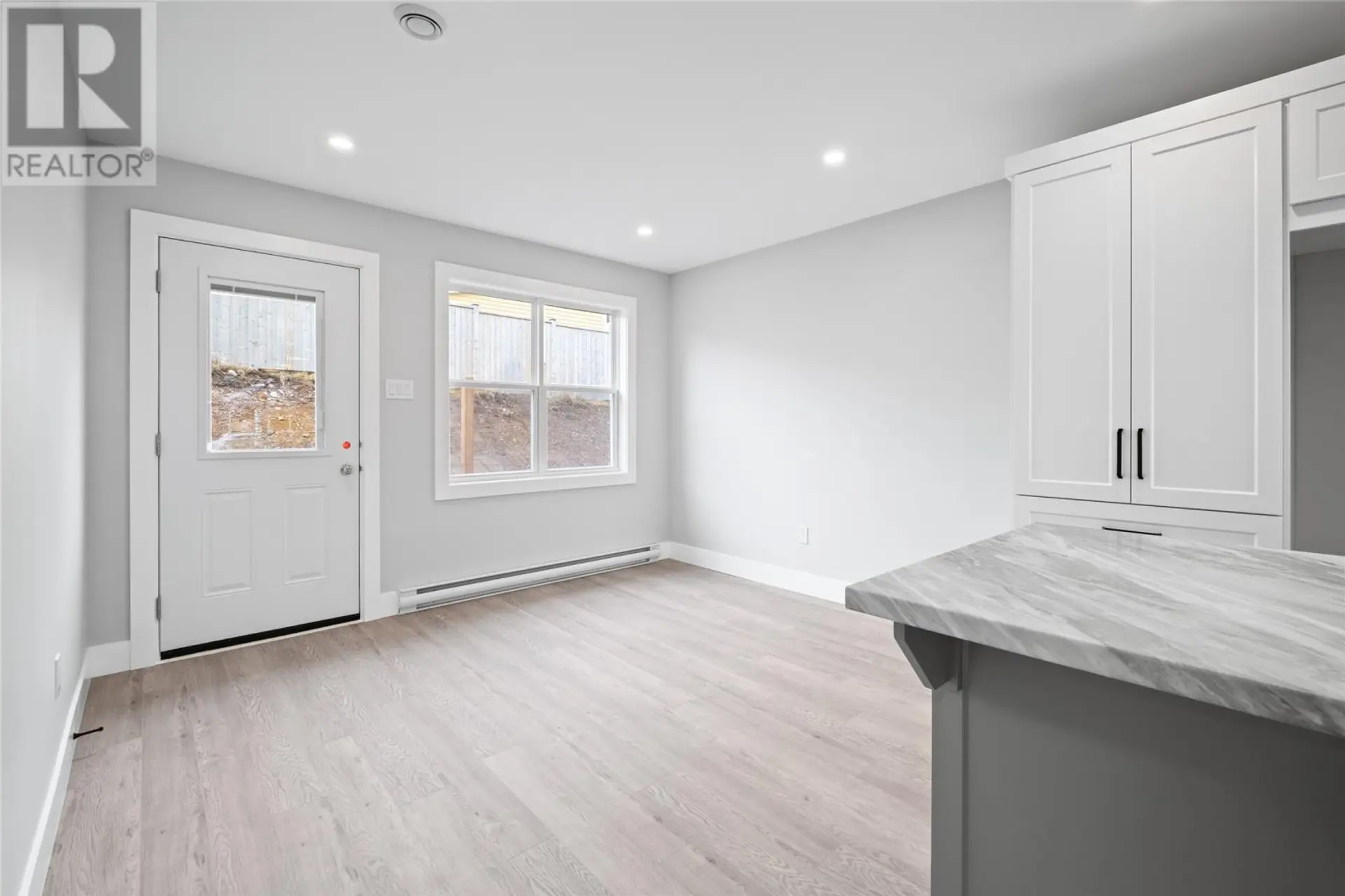 15 NEXTOR PLACE - Image 8