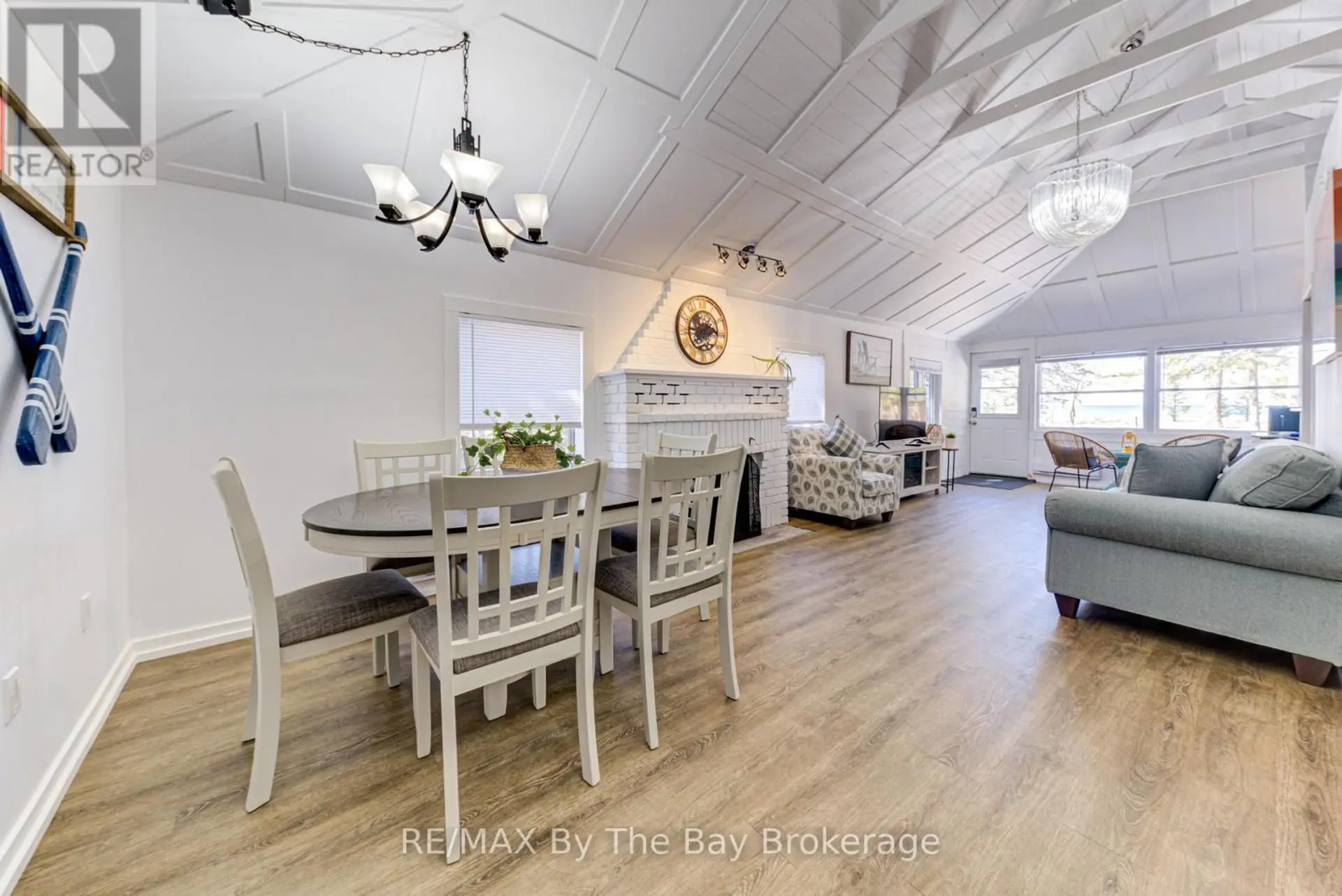 278 COASTLINE DRIVE - Image 11