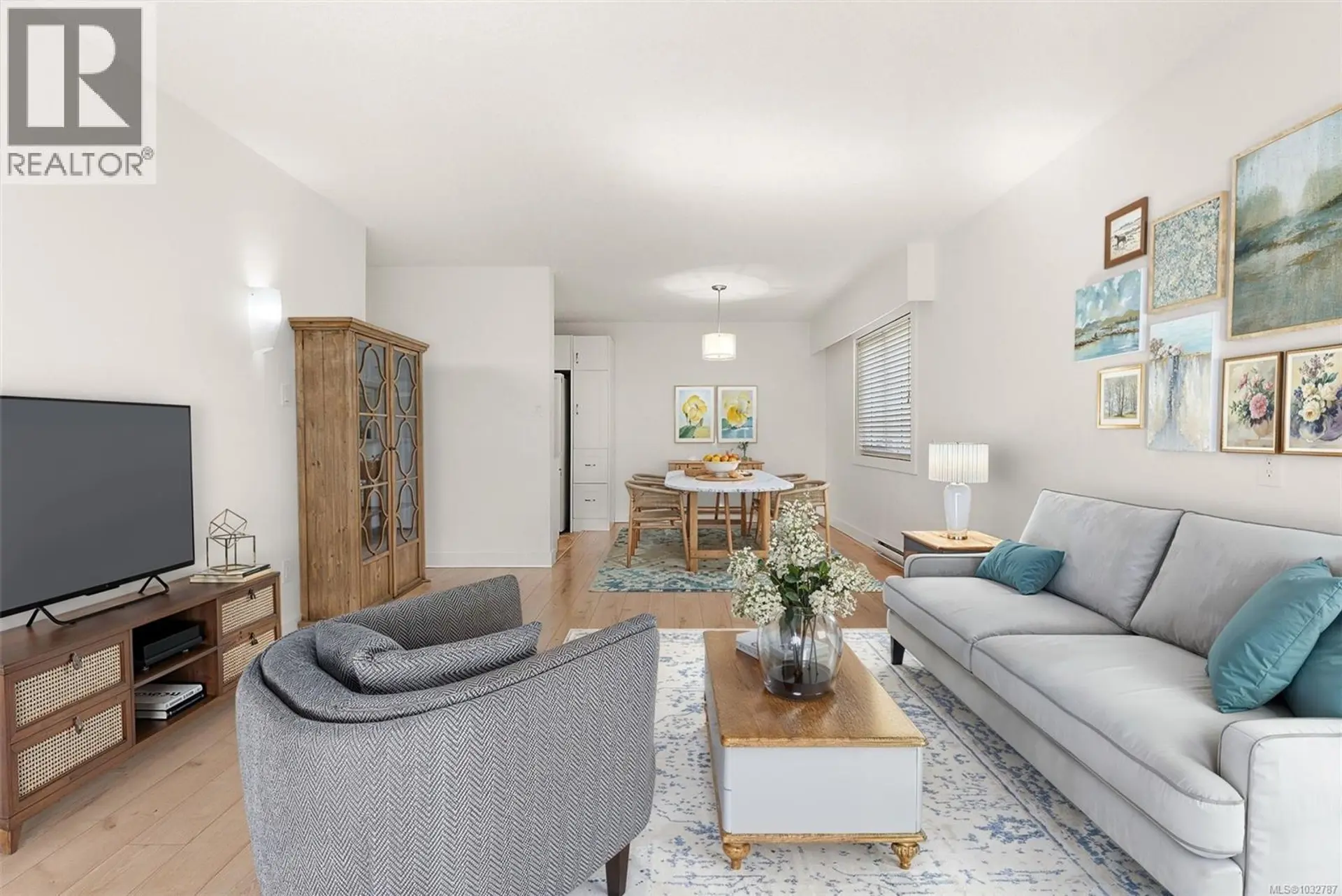 Property at #105 710 Lampson St, Esquimalt, BC