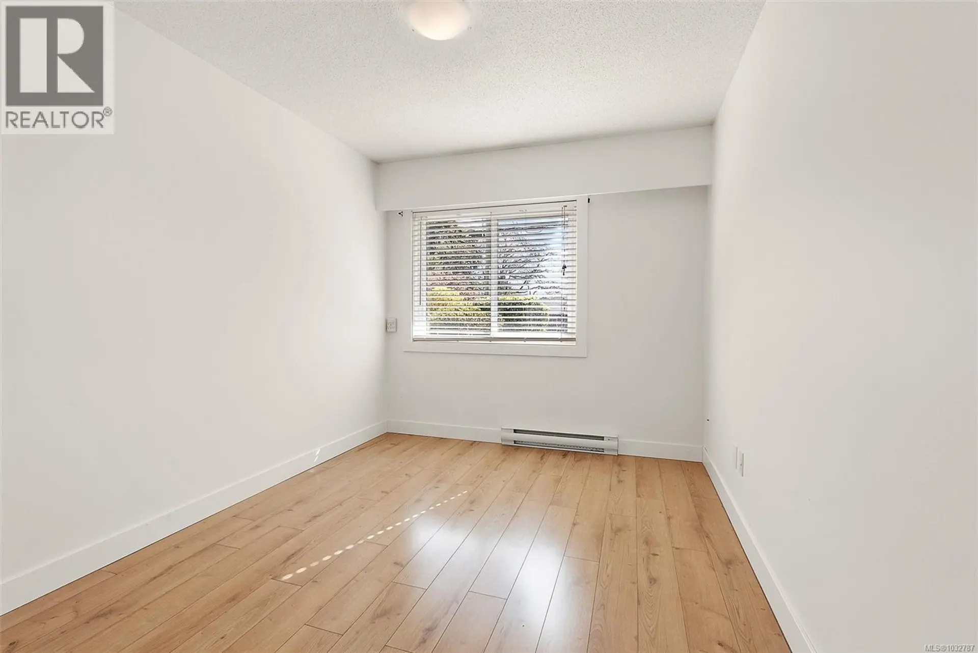 Property at #105 710 Lampson St, Esquimalt, BC