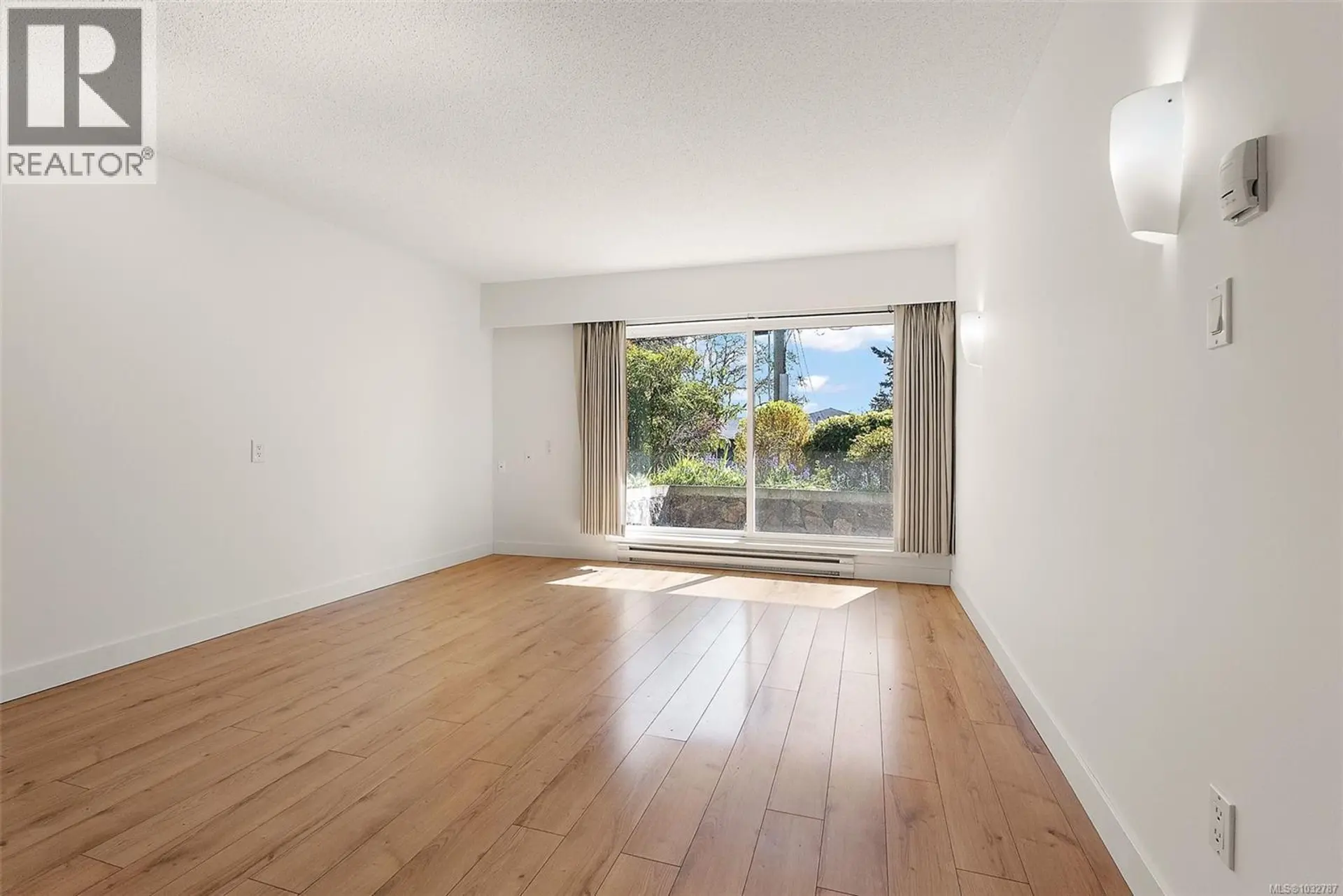 Property at #105 710 Lampson St, Esquimalt, BC