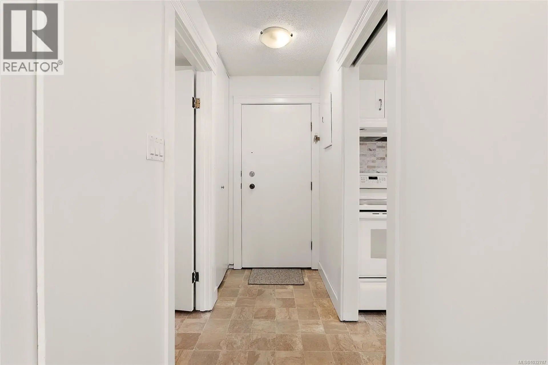 Property at #105 710 Lampson St, Esquimalt, BC