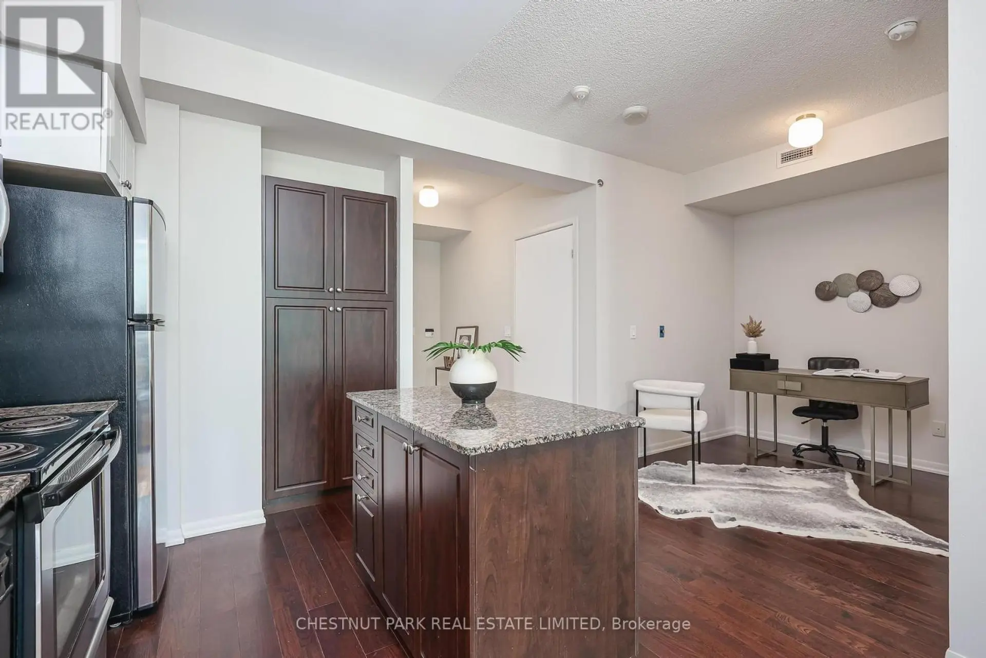 #808 215 FORT YORK BOULEVARD - Image 6