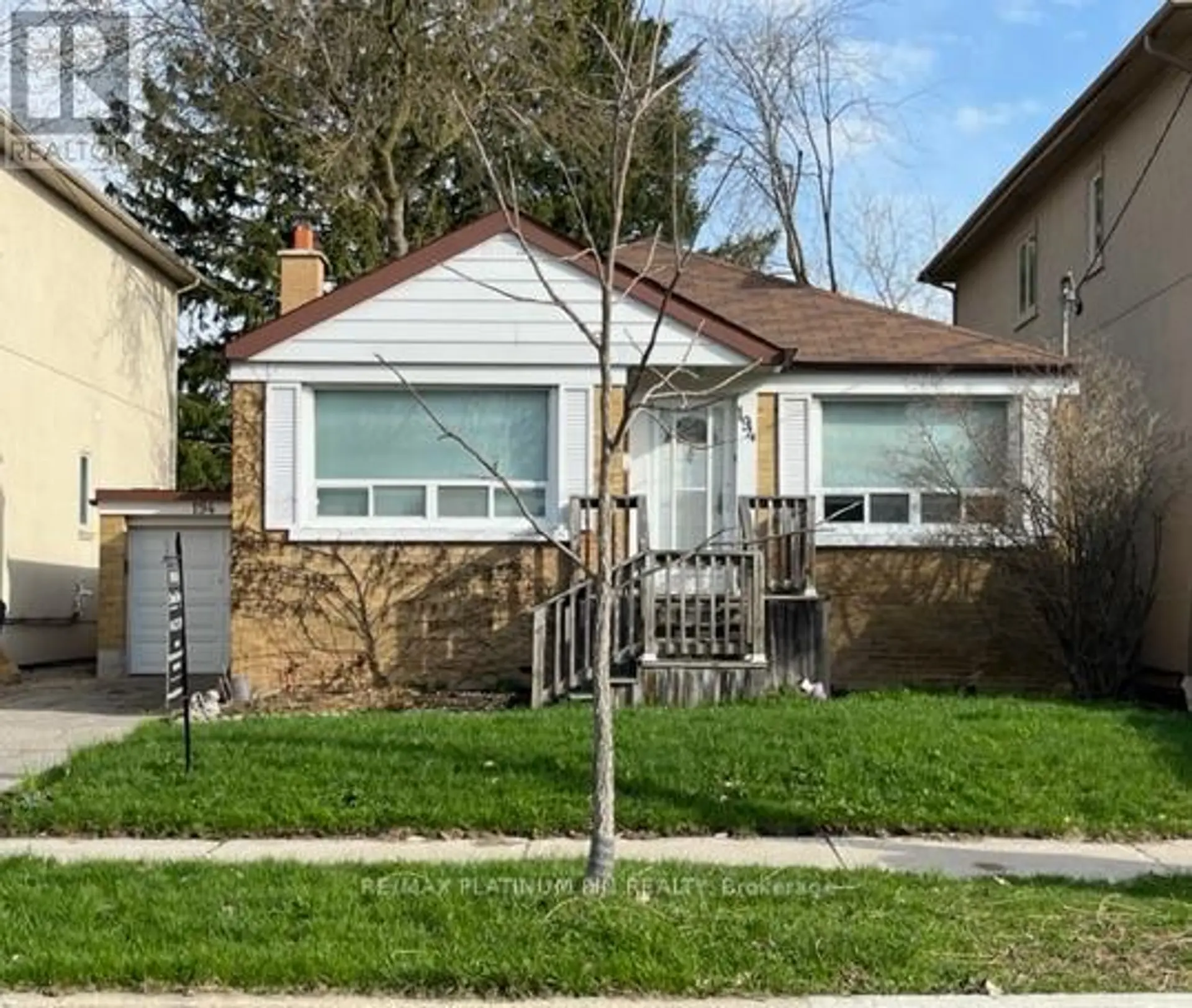 194 FLORENCE AVENUE - Image 1