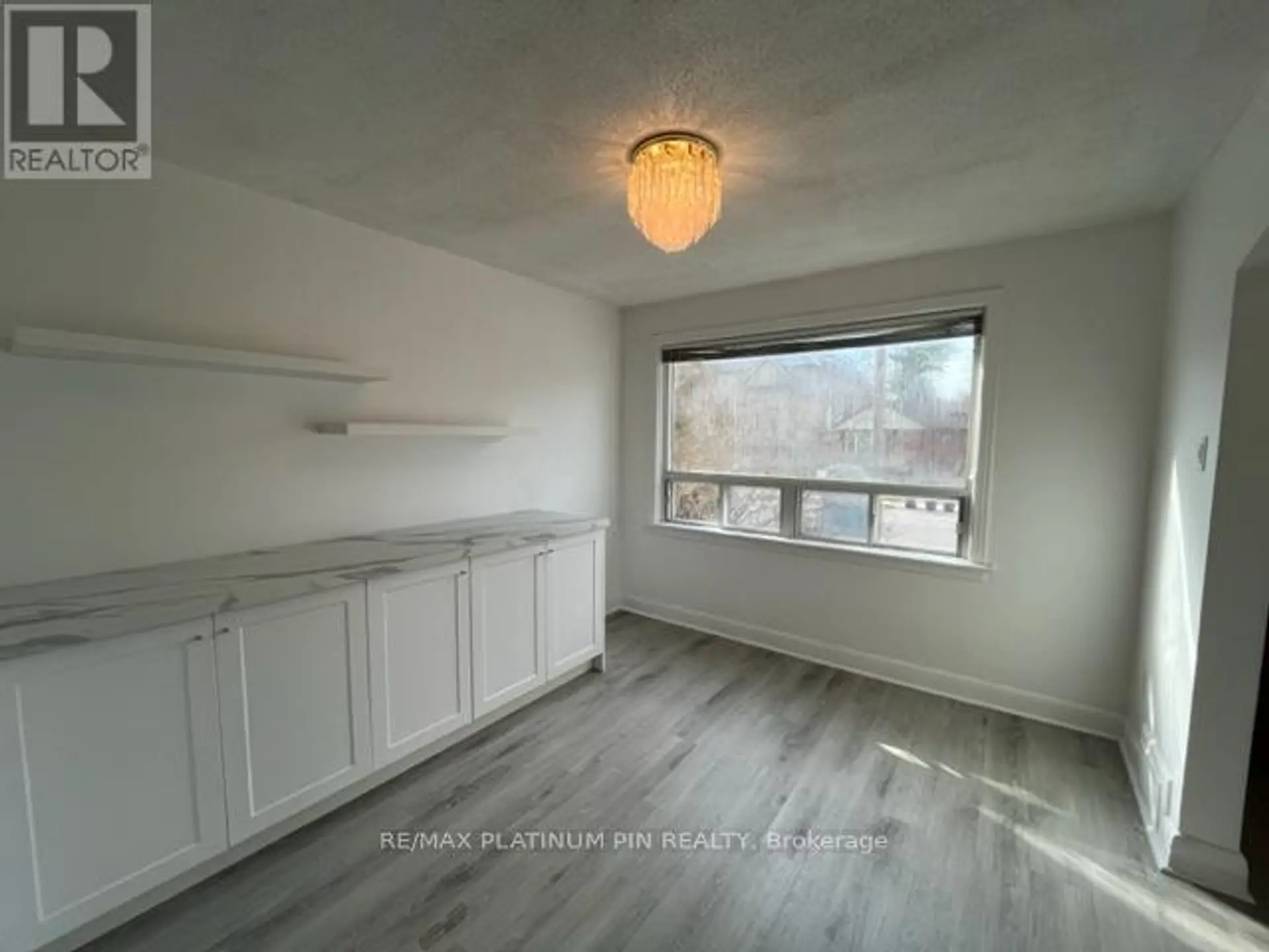 194 FLORENCE AVENUE - Image 3