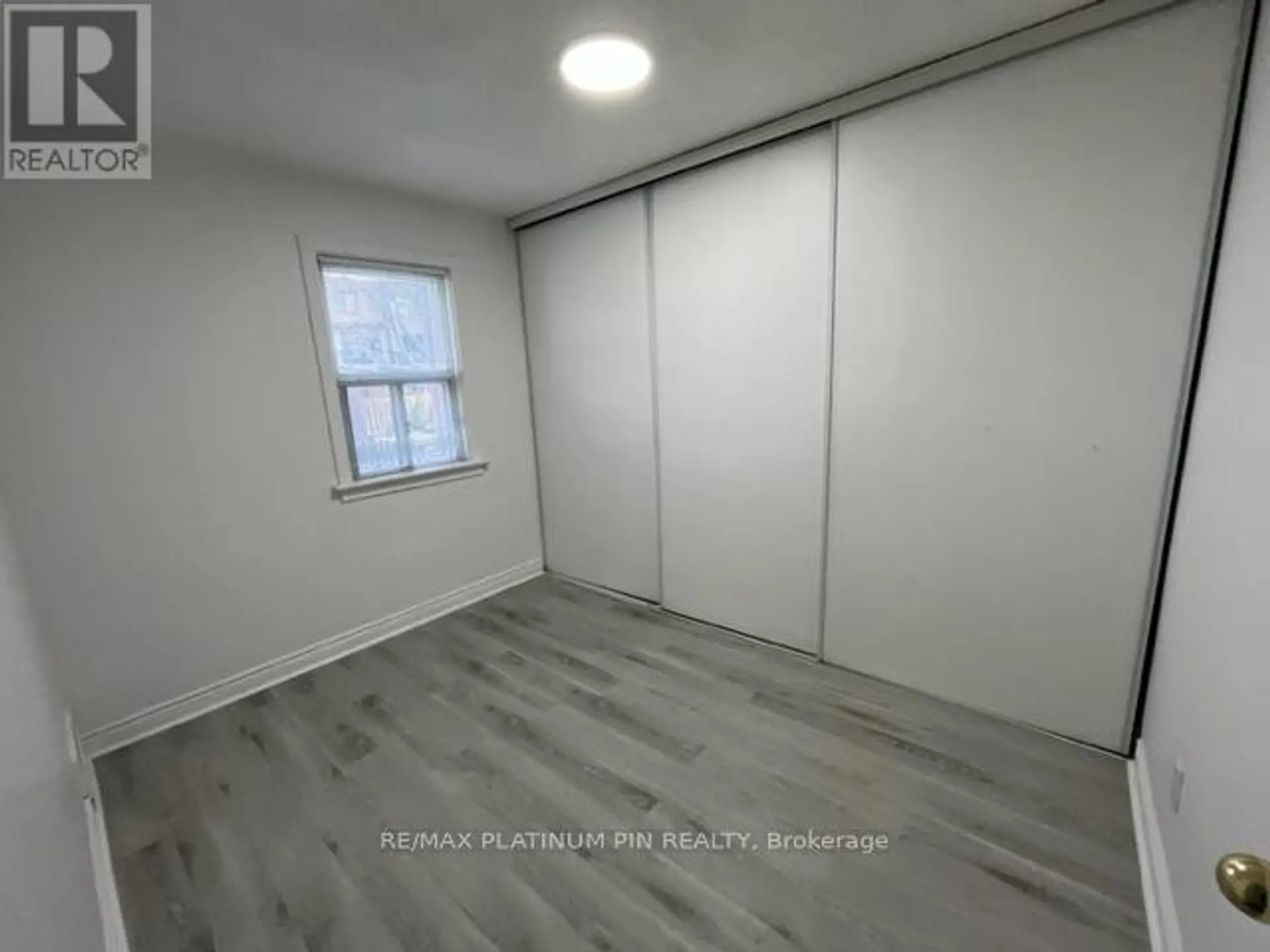 194 FLORENCE AVENUE - Image 7