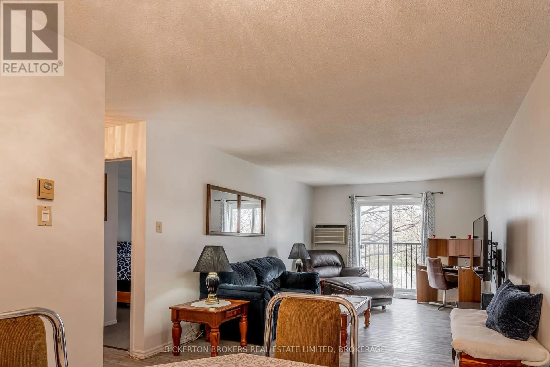 #205 540 TALBOT PLACE - Image 9