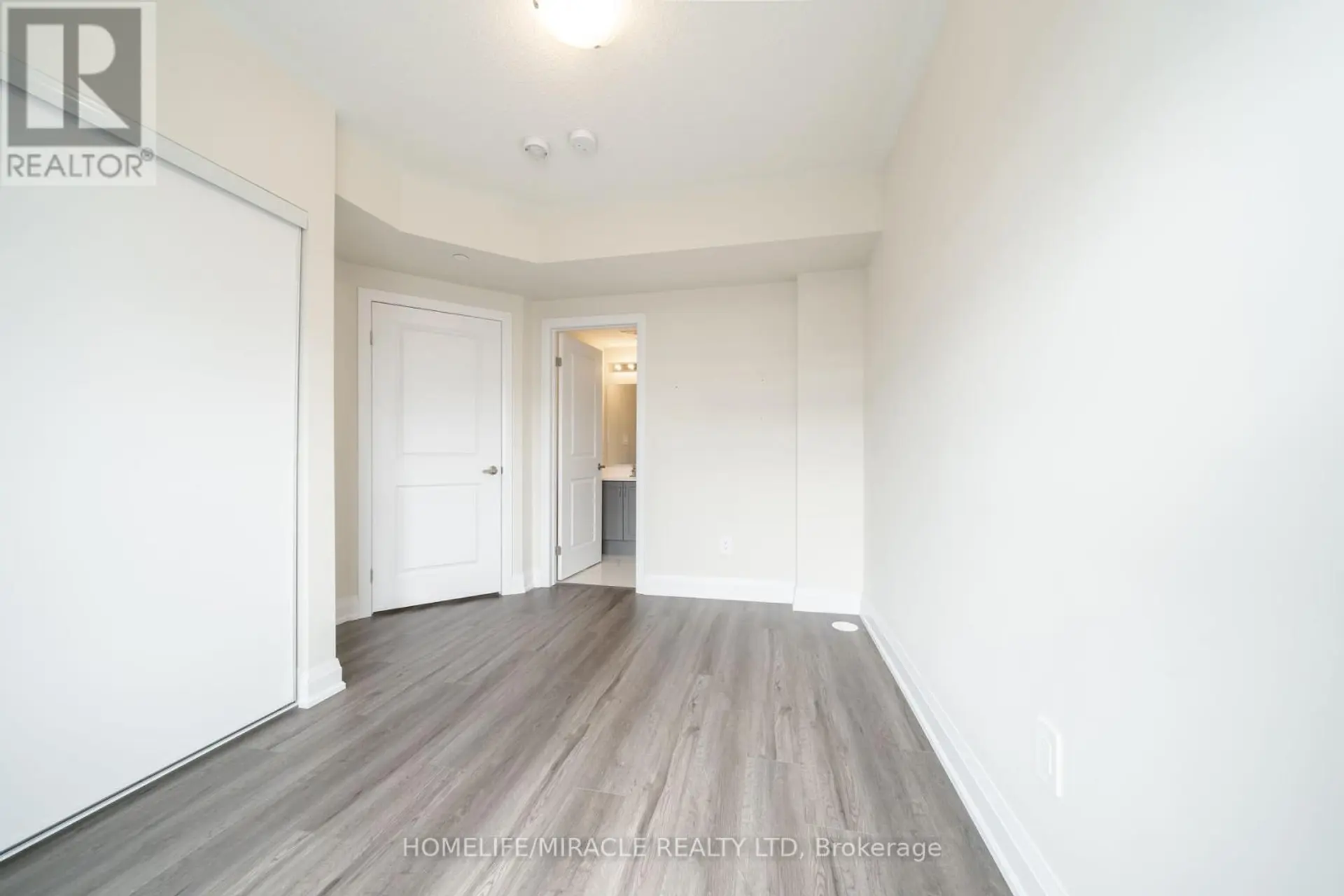 #104 1593 ROSE WAY - Image 11