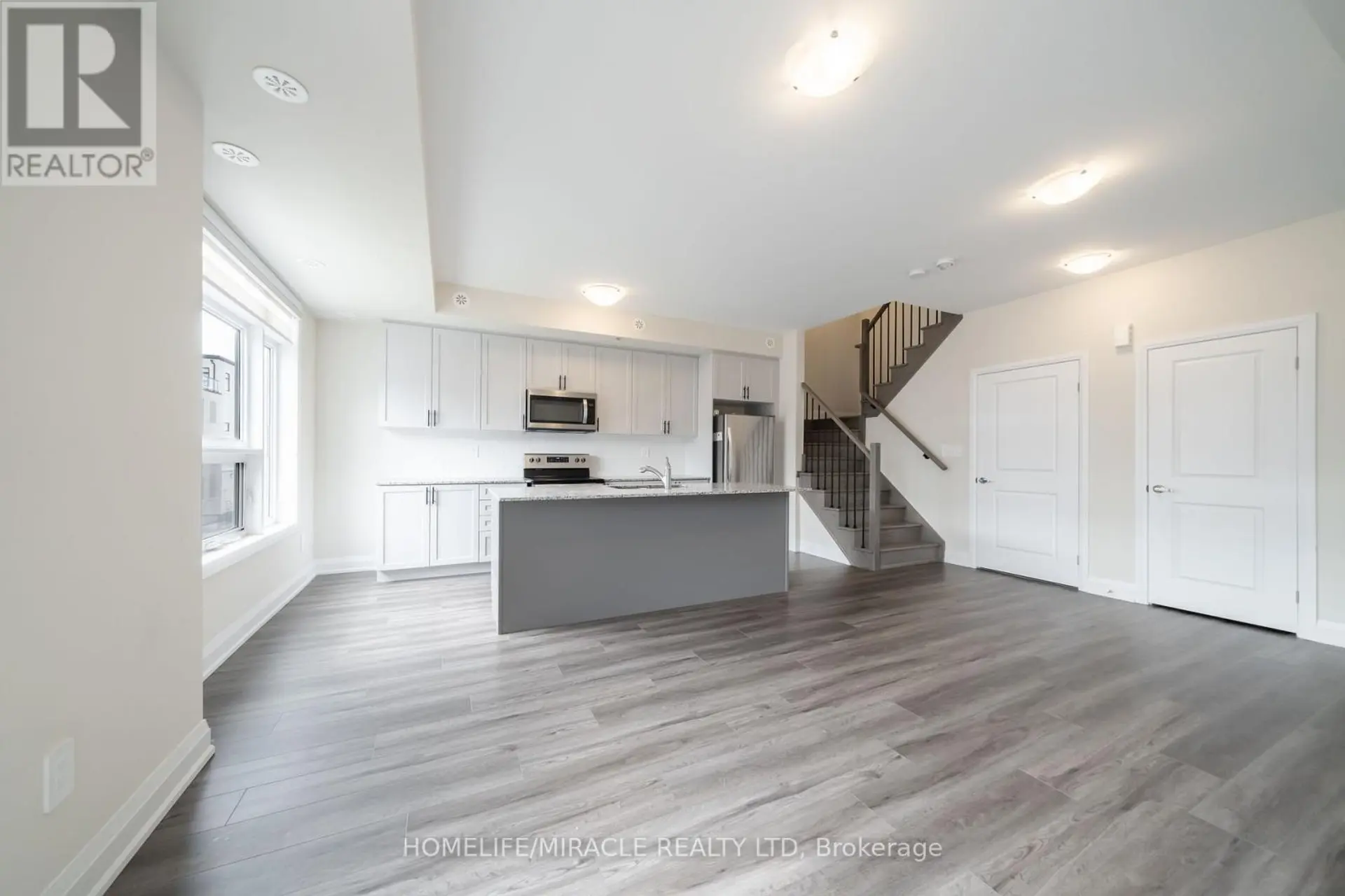 #104 1593 ROSE WAY - Image 3