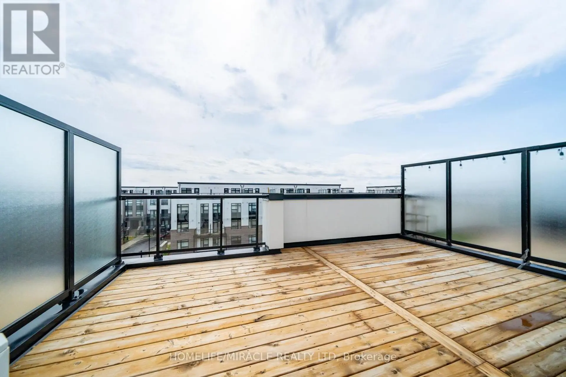 #104 1593 ROSE WAY - Image 17